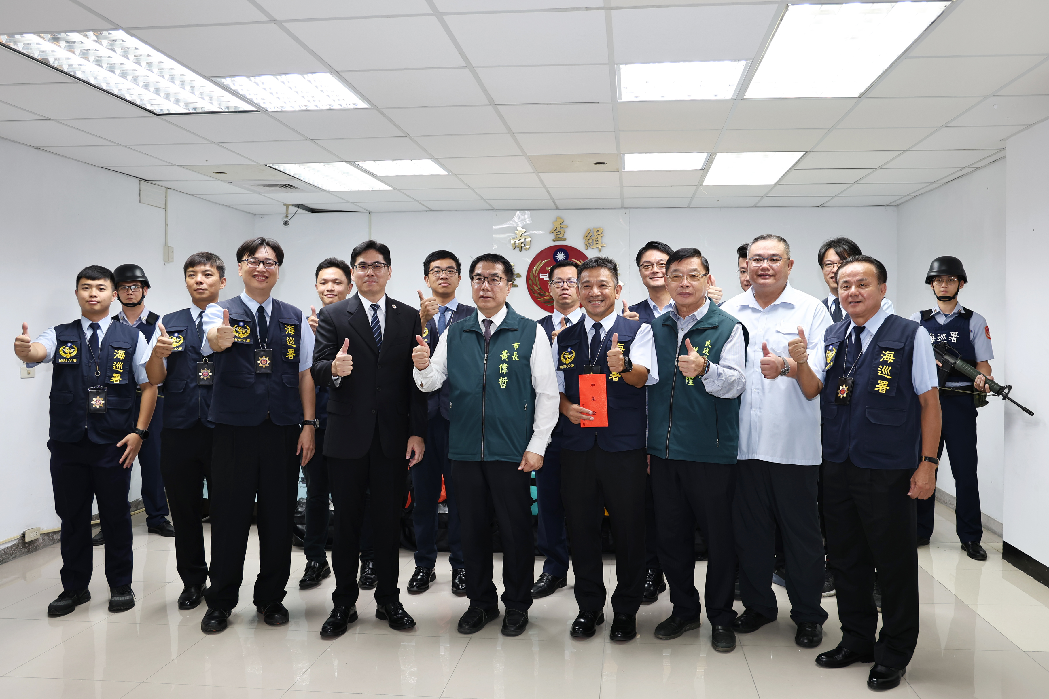 台南海巡查獲逾700公斤各式毒品 黃偉哲感謝讓城市更安全