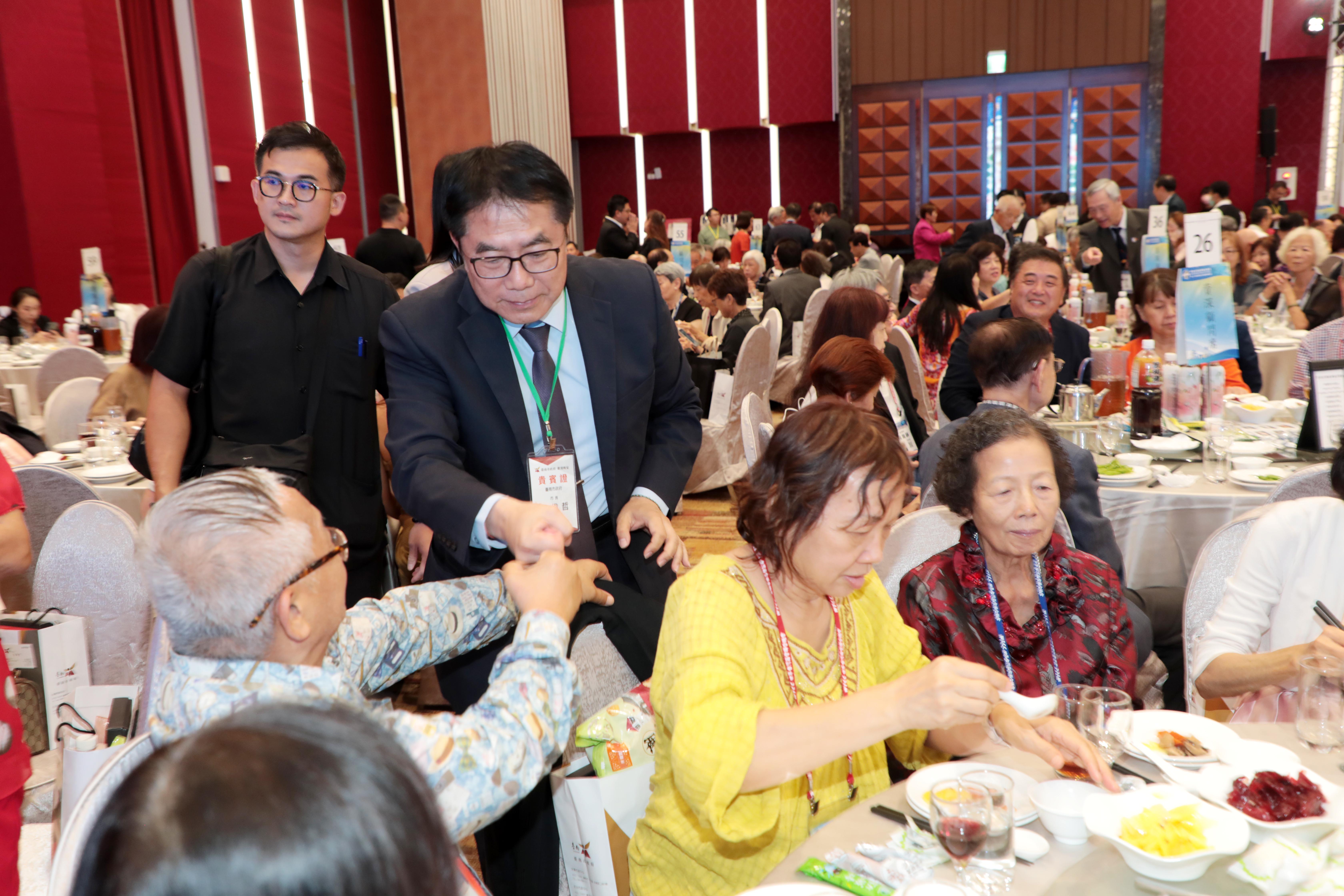 南市府辦晚宴歡迎全球六大洲台商齊聚府城  黃偉哲誠邀企業投資共創合作新契機
