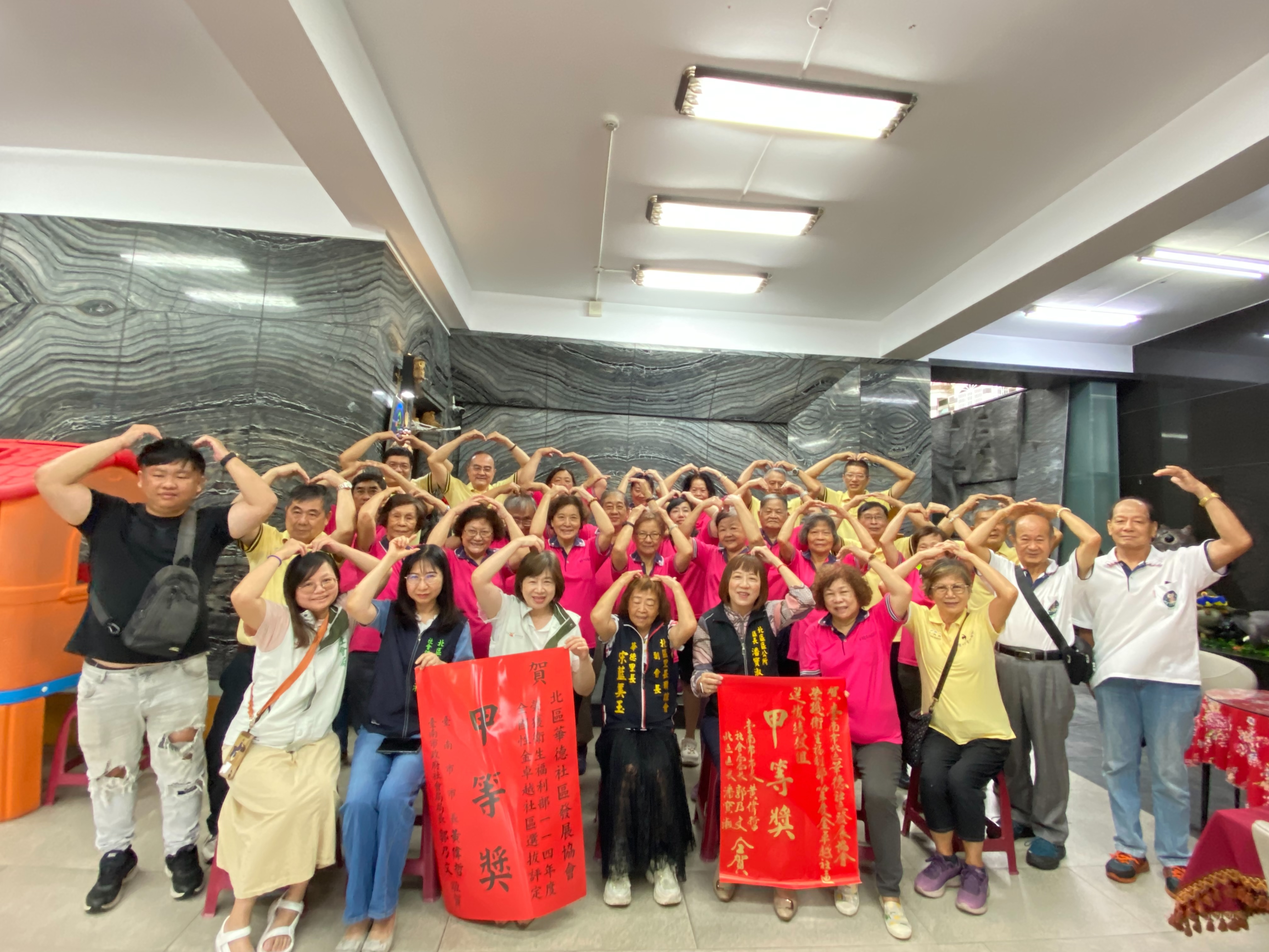 臺南大滿貫 七社區全國發光齊獲衛福部金卓越社區選拔肯定