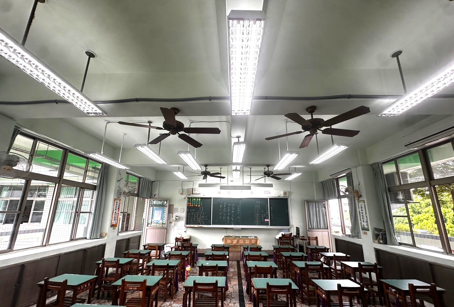 台南校園照明升級！LED燈具汰換完成，每年省電2500萬