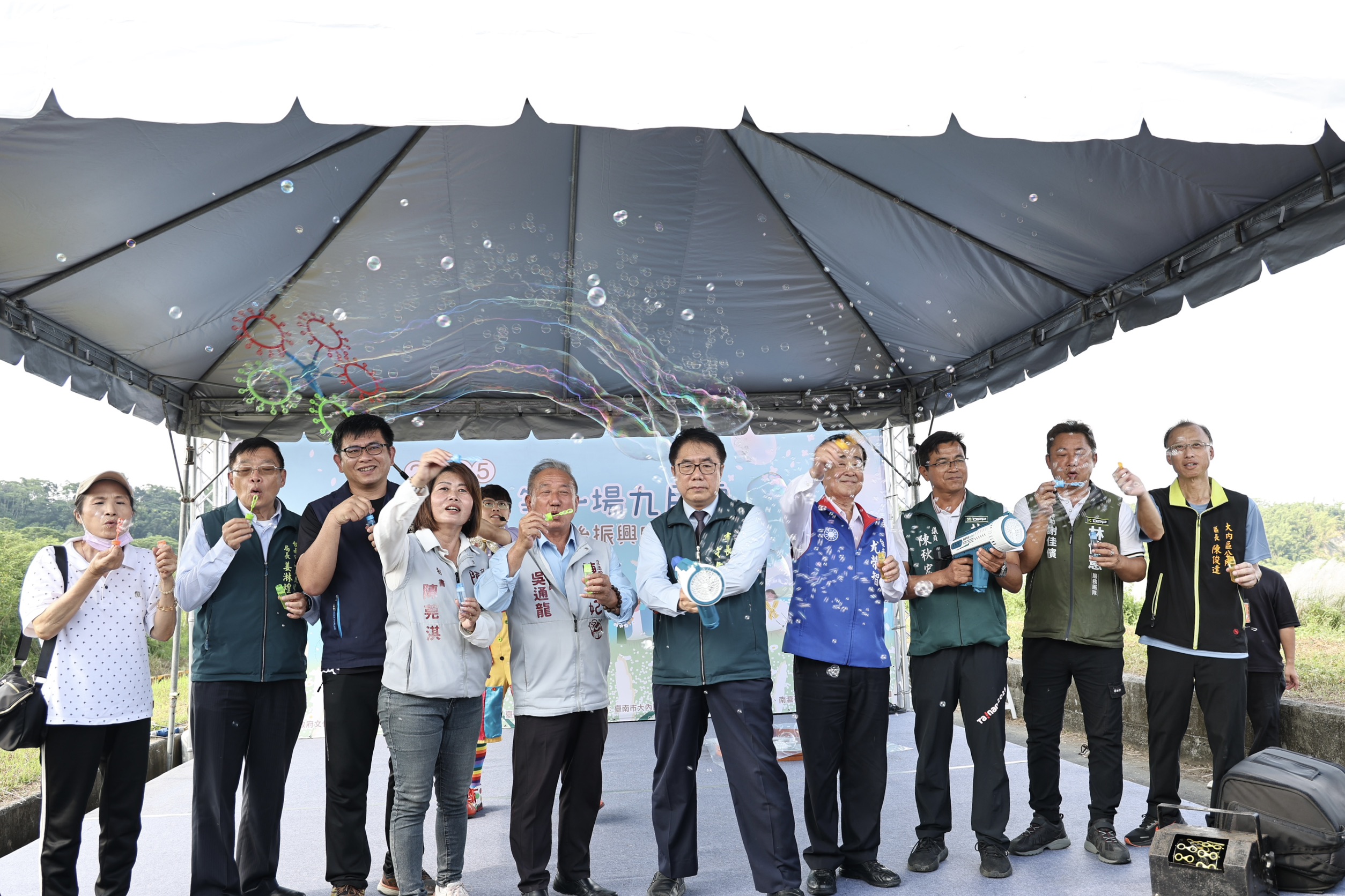 甜根子草花海迎中秋　大內「九月雪」浪漫登場