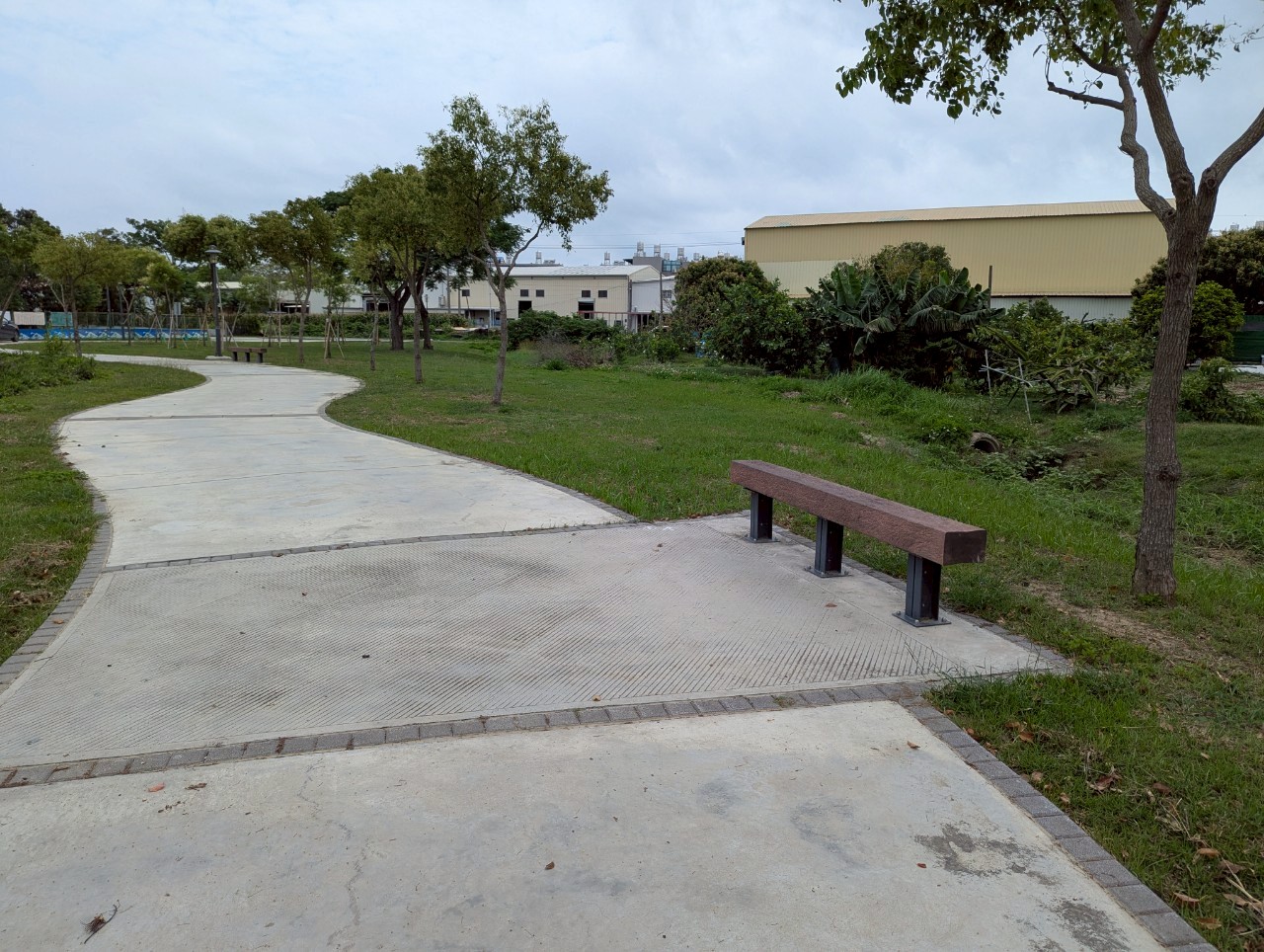 公園綠地禁止烤肉、禁放焰火、守法慶中秋、守護城市環境