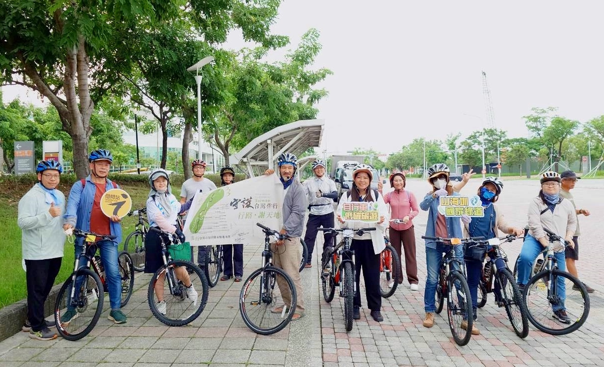 臺南問路店、借問站持續充電迎旅客─ 第一線服務在AI時代更顯人情味