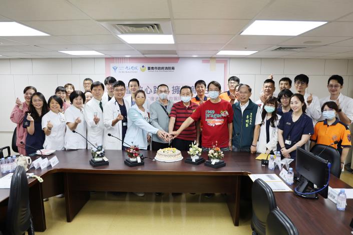 台南市急救團隊與康復者溫馨重聚 黃偉哲肯定「零時差救命鏈」成效