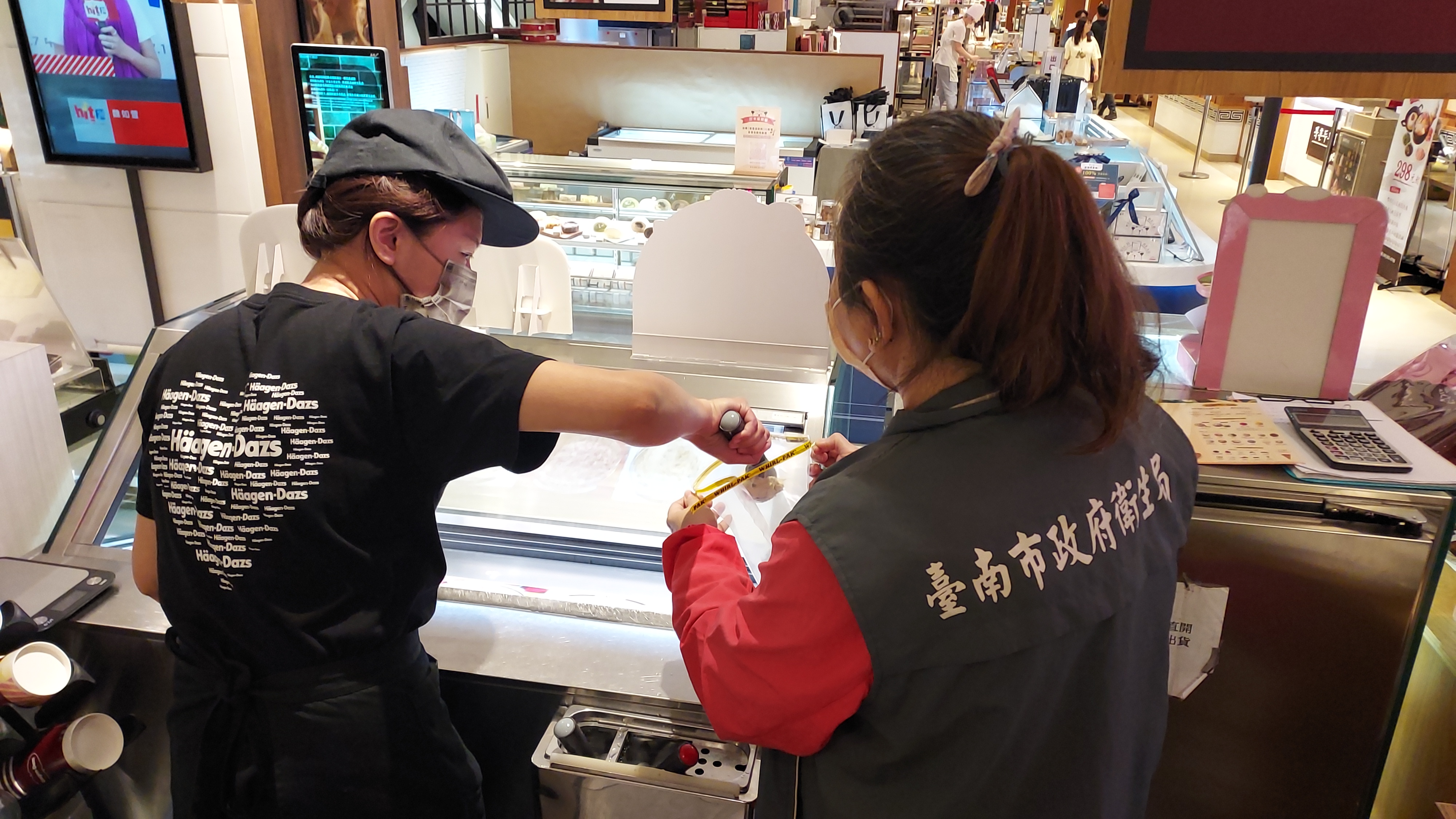 南市衛生局勇奪七項全國獎項  AI創新與公共衛生成果耀眼