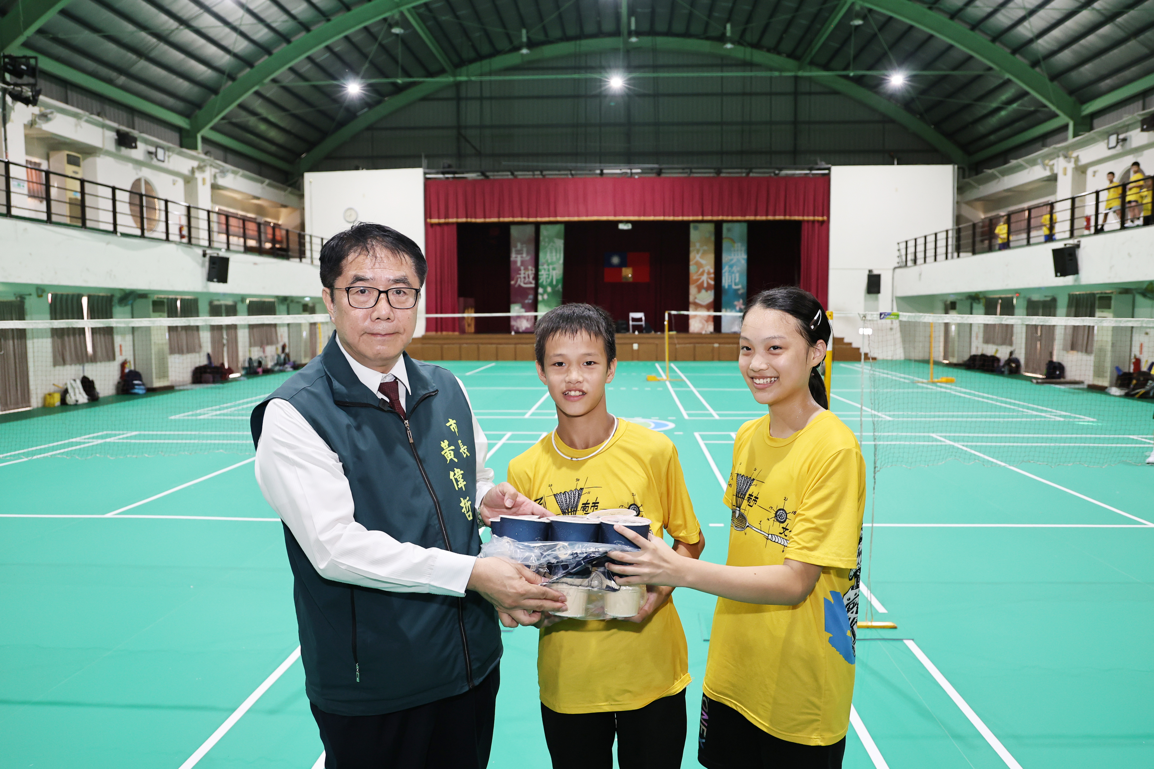 南市文化國小羽球場修繕啟用 黃偉哲盼打造更舒適、安全的訓練場地