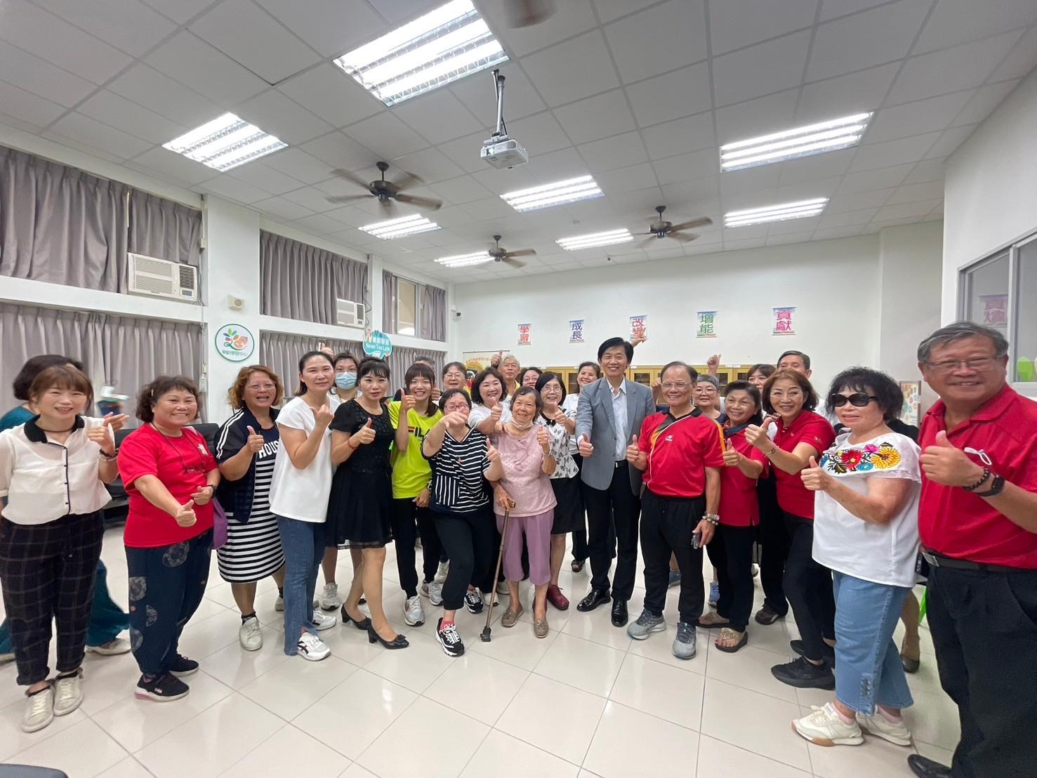 臺南市長年深耕樂齡教育 114年訪評獲教育部特優肯定