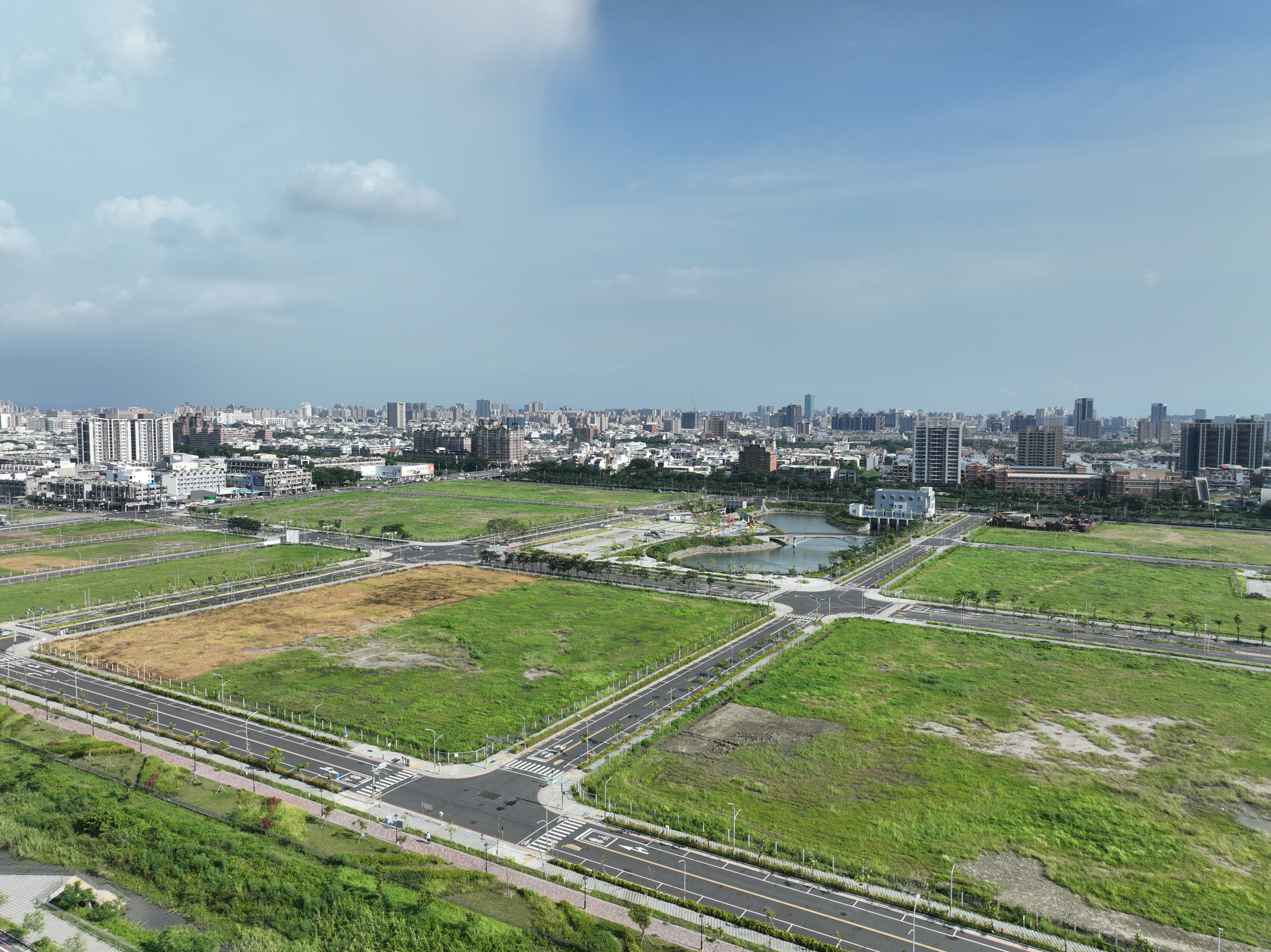 臺南市政府114年第2次市地重劃區抵費地標售，歡迎各界踴躍參與投標