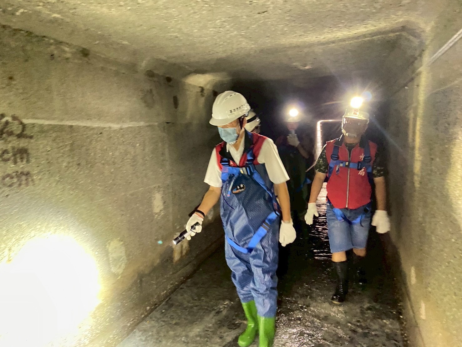 黃偉哲市長要求水利局落實清淤工作 確保下水道水流順暢