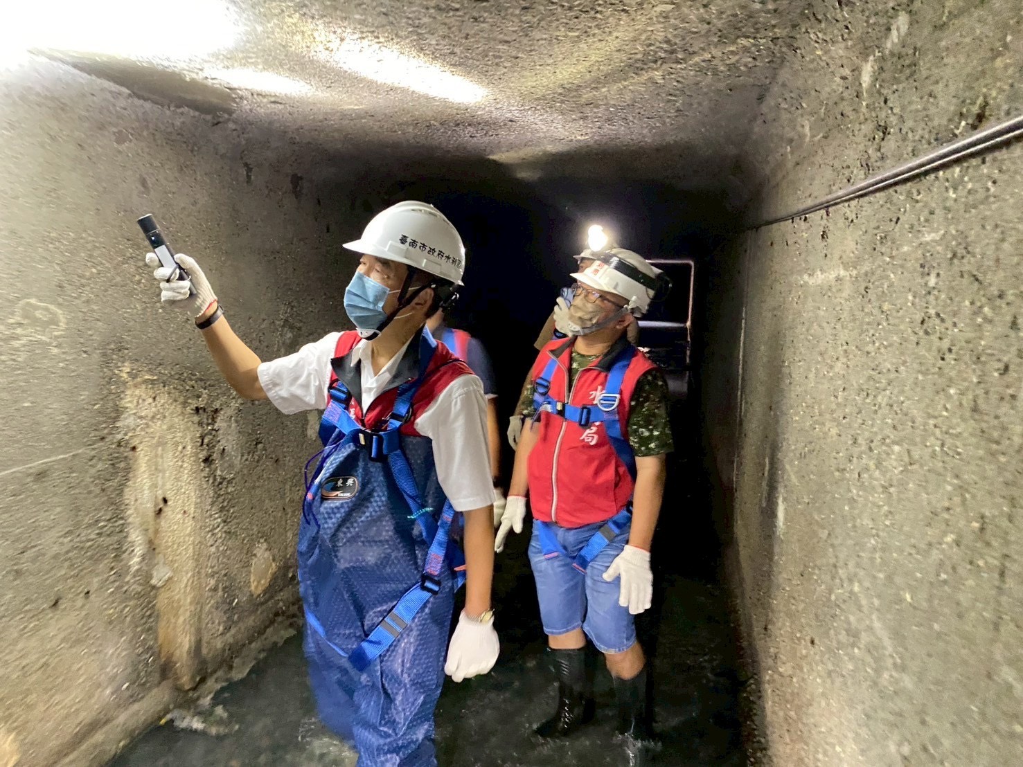 黃偉哲市長要求水利局落實清淤工作 確保下水道水流順暢