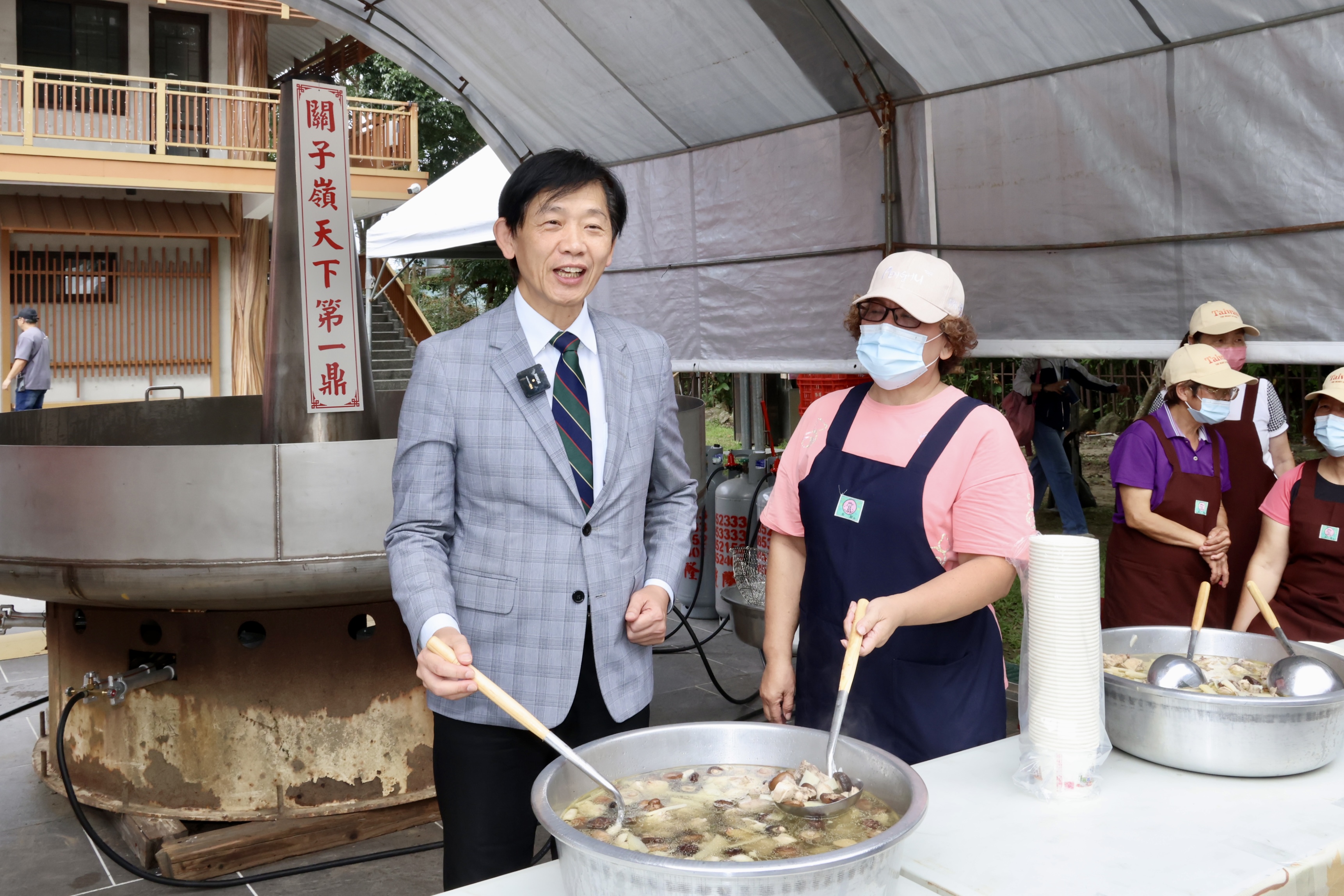 暖身溫泉、暖心熱湯、熱鬧山城夜祭 黃偉哲邀遊2025台南關子嶺溫泉美食節