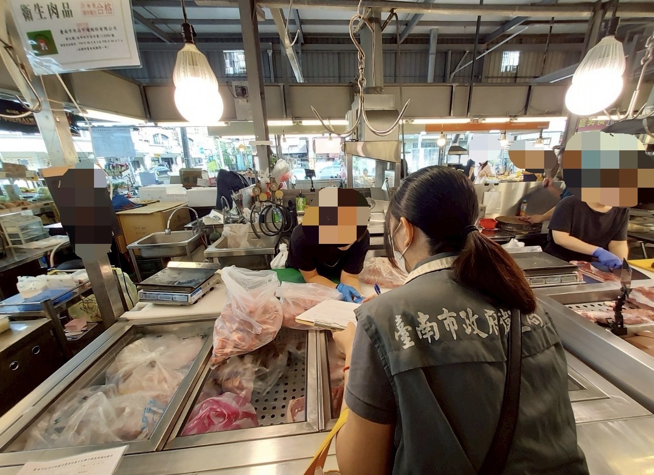 連假查核不間斷，嚴格把關豬肉來源與標示，請民眾安心選購食用