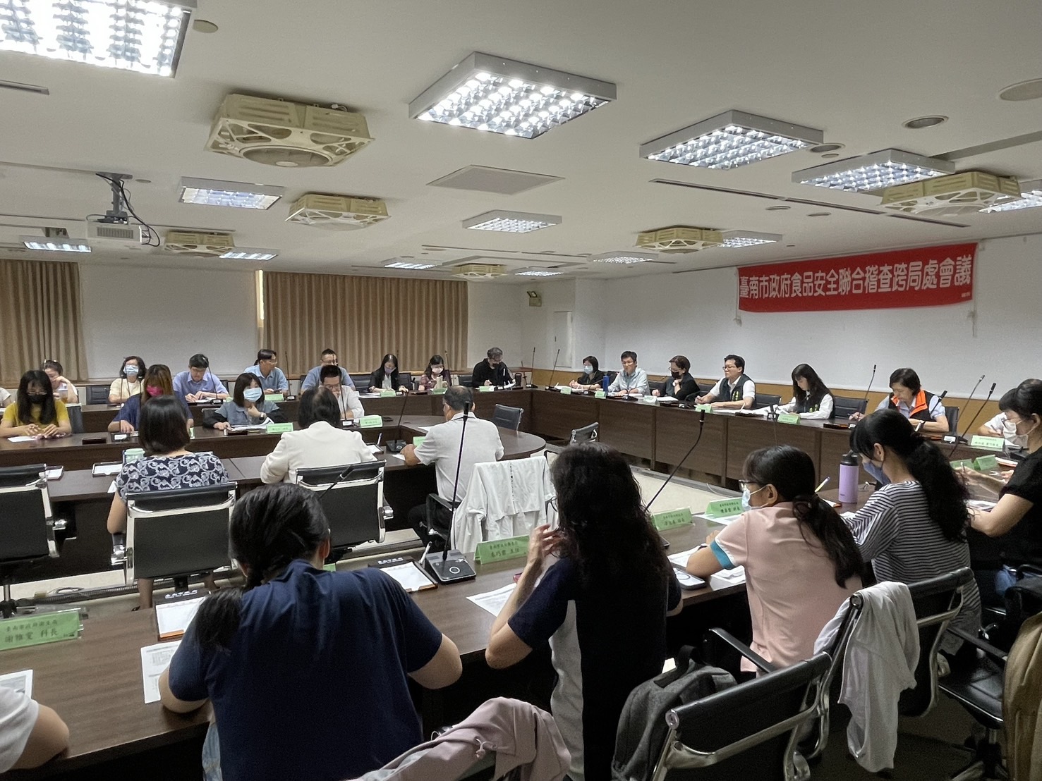 因應非洲豬瘟疫情，南市召開食安會議，強化後市場及餐桌端管理