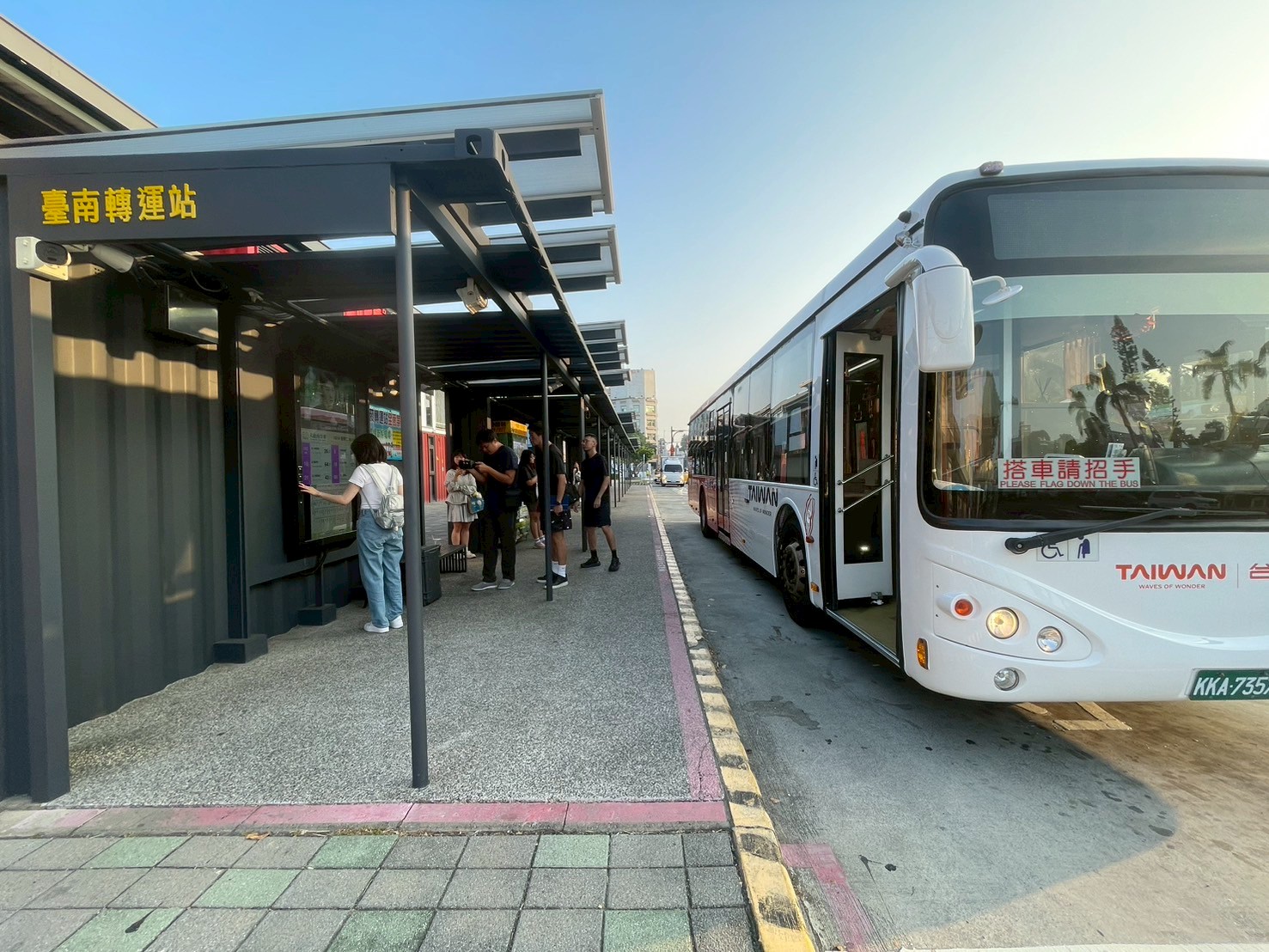 台灣好行98府城台江線 11/1起加開賞鳥季班次 一日暢遊府城古蹟與黑琵濕地