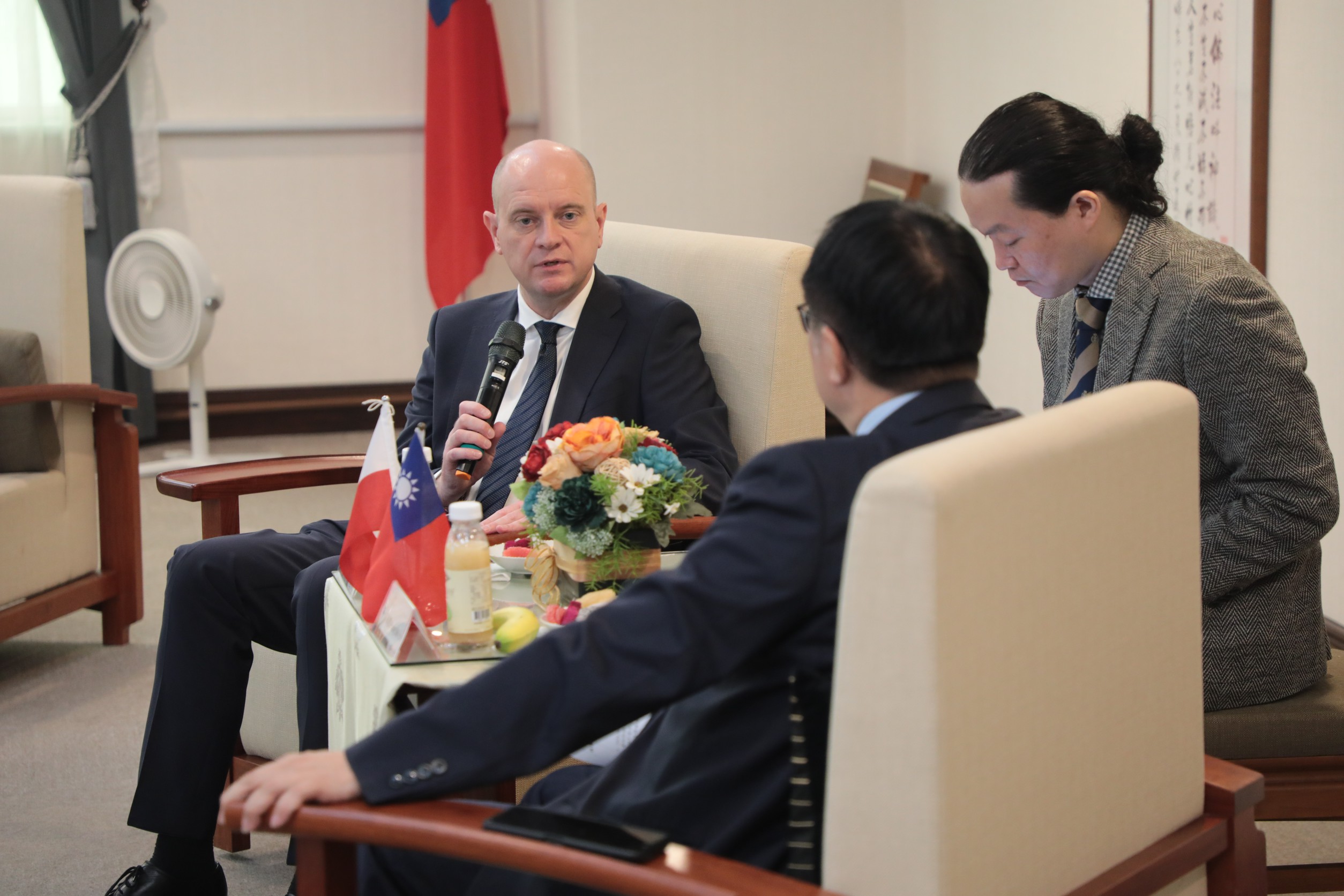 新任波蘭駐台代表拜會黃偉哲 雙方共盼以城市交流帶動台波關係蓬勃發展