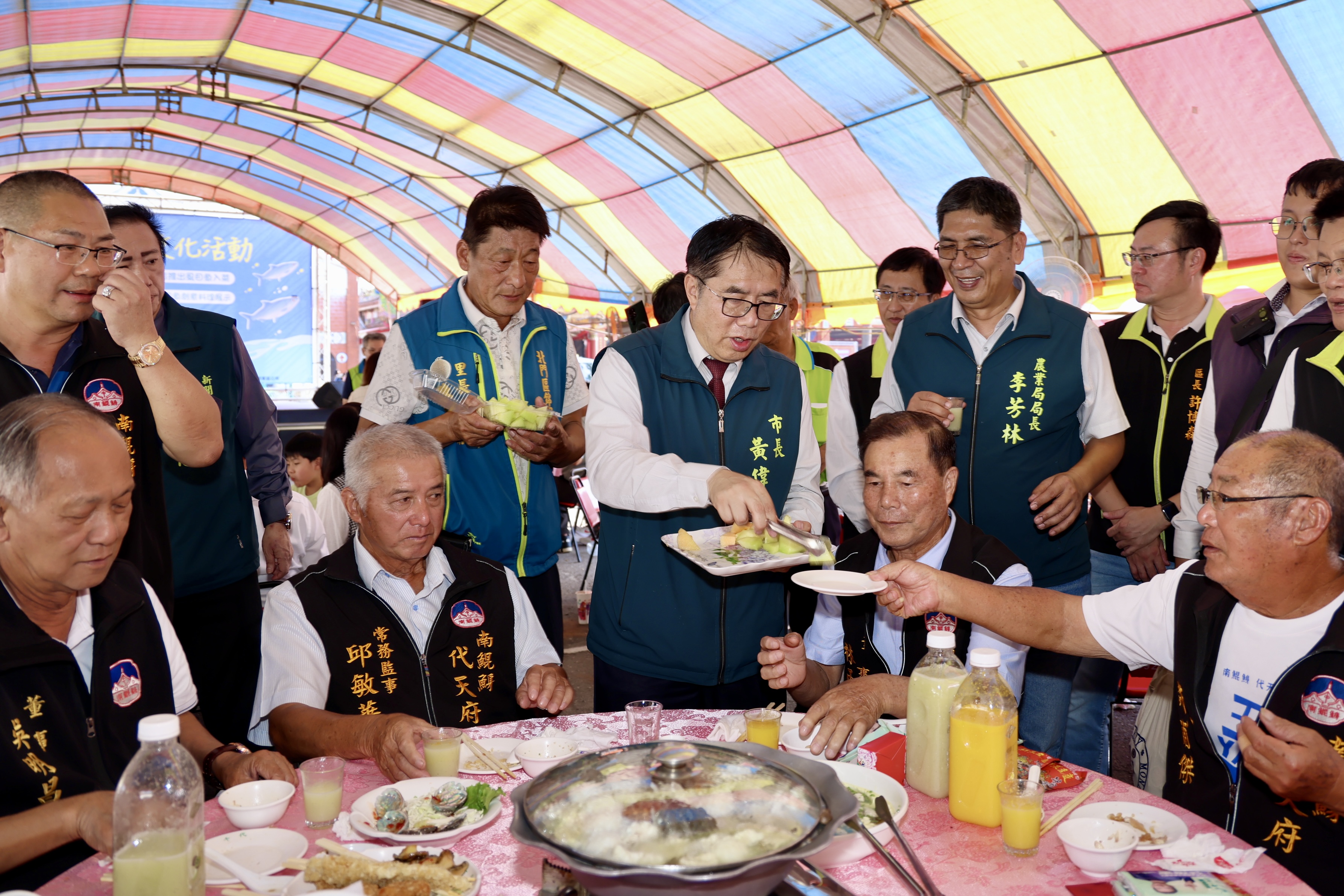 「虱目魚主題活動」南鯤鯓代天府登場 黃偉哲邀民眾支持在地漁民、品嚐海味招牌