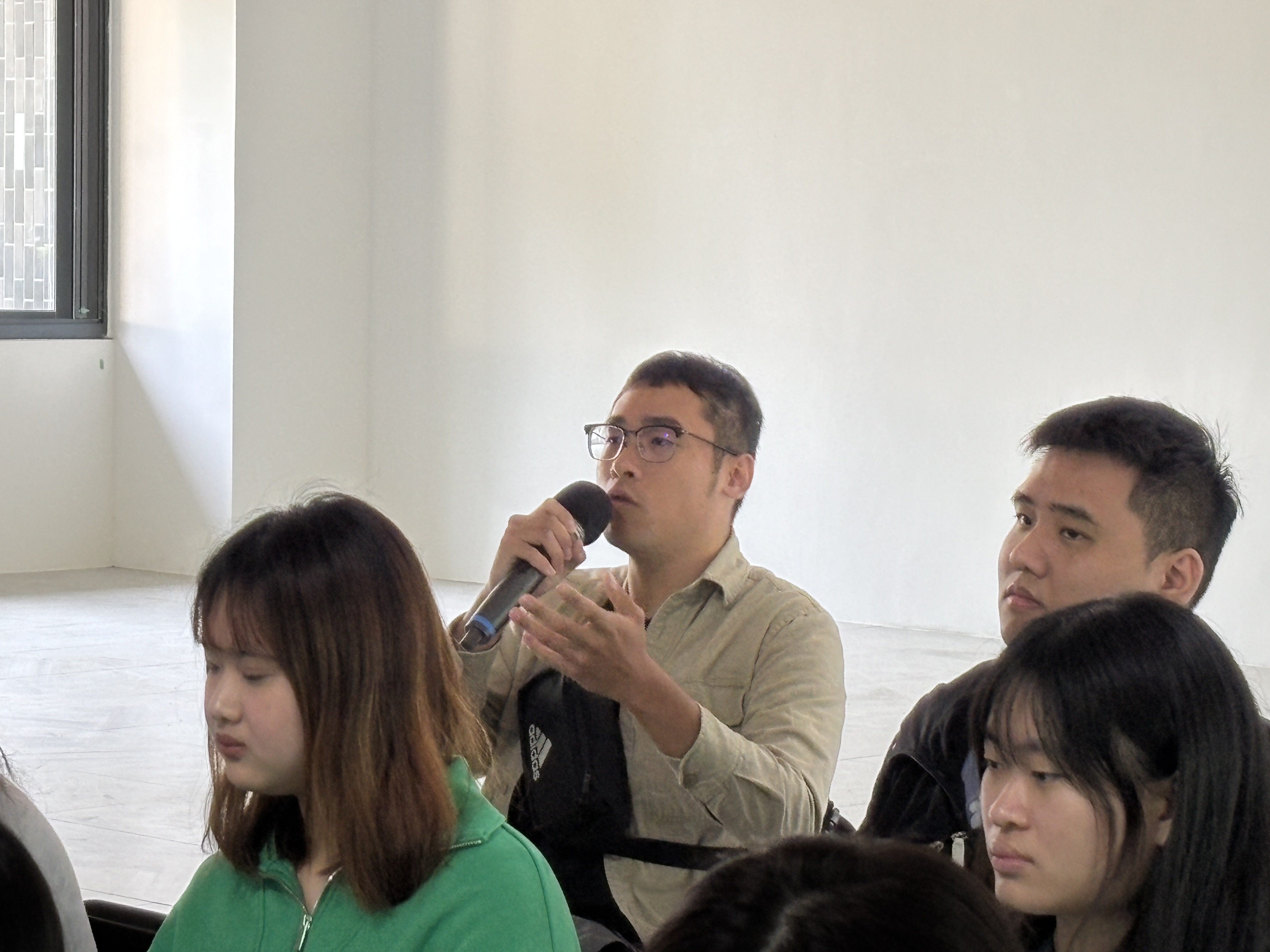 臺南推動青年公共參與　長榮大學參訪小東社宅理解居住政策與城市治理