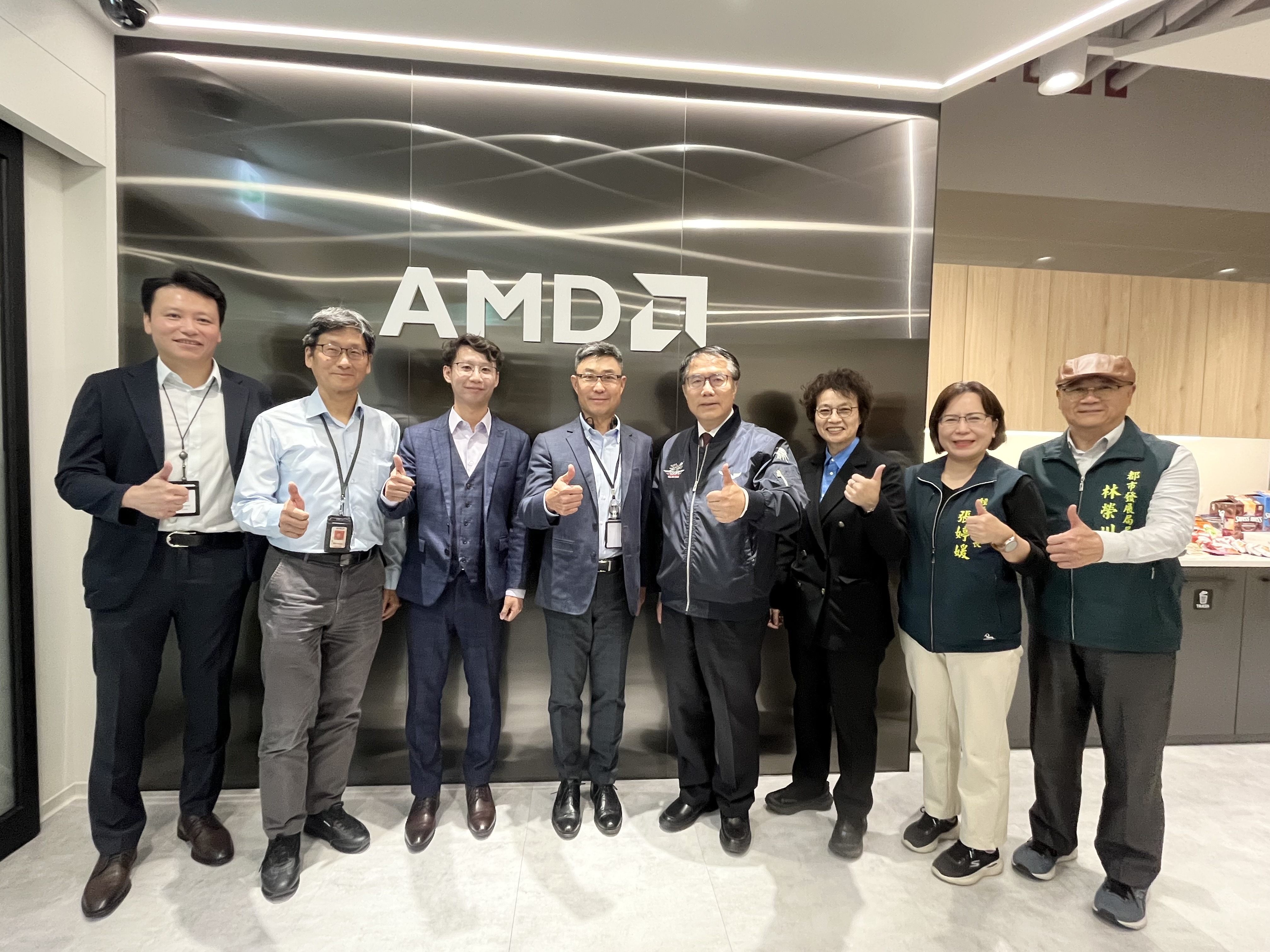 AMD進駐沙崙　黃偉哲親訪研發中心揭示臺南AI新時代