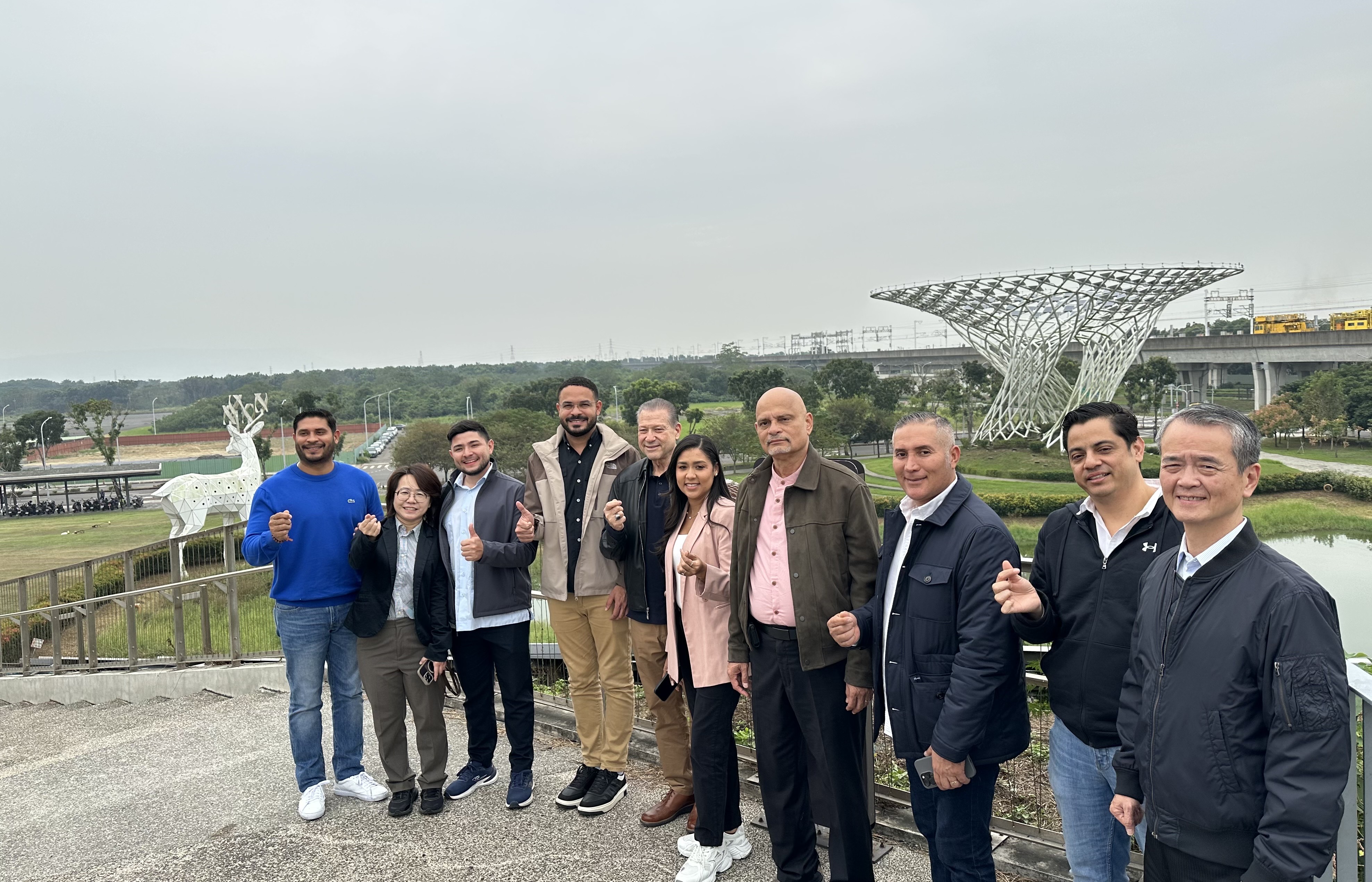 巴拿馬跨黨派國會議員參訪沙崙智慧綠能科學城 臺南市擘劃高科技與永續合作新藍圖