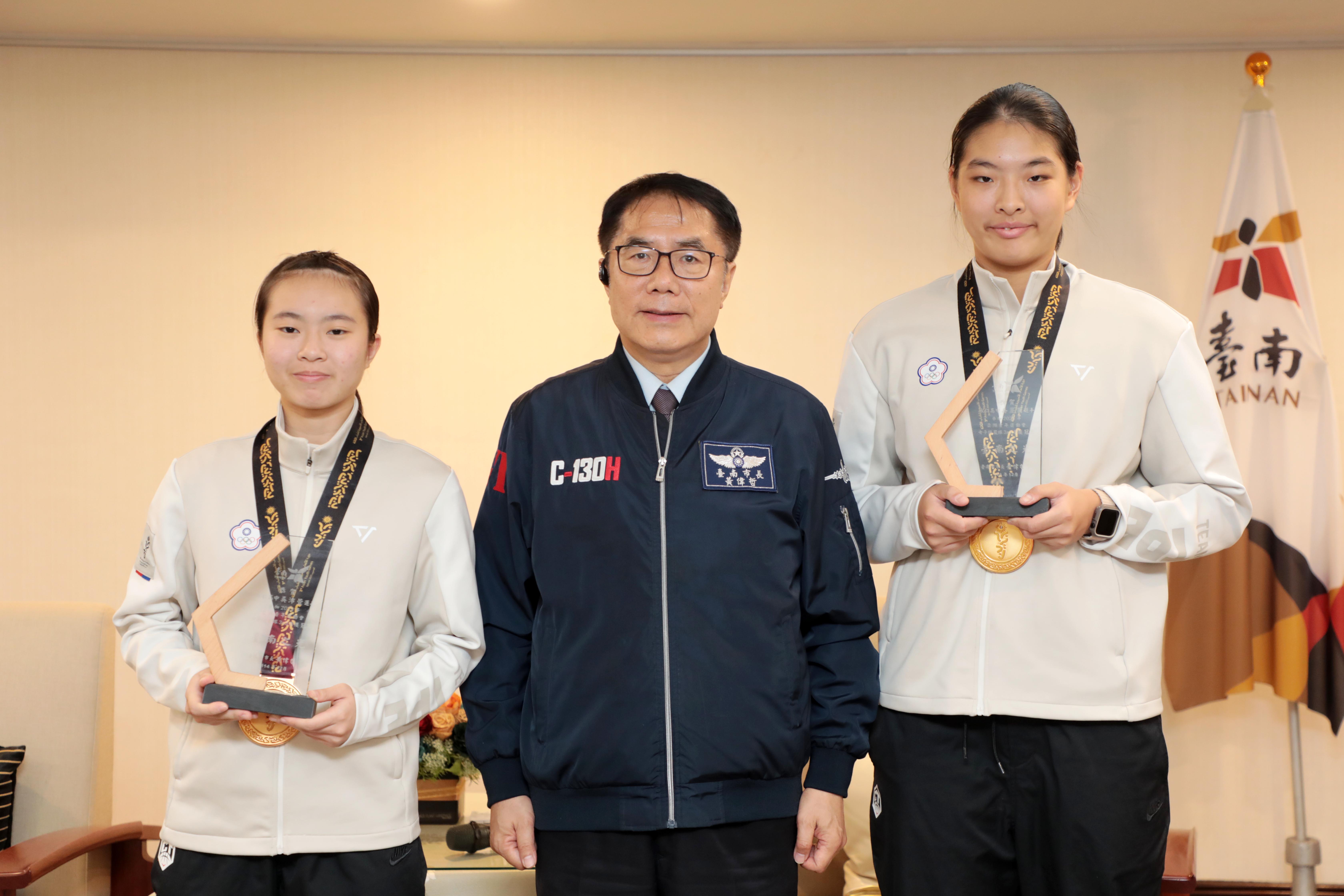 亞青運40面獎牌創紀錄　黃偉哲讚台南選手展現國際級實力