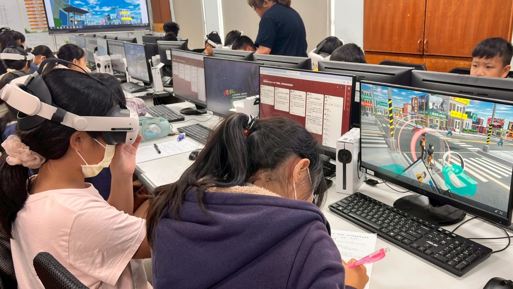 引領自主學習潮流 南市數位學習精進重點學校公開觀議課精彩登場