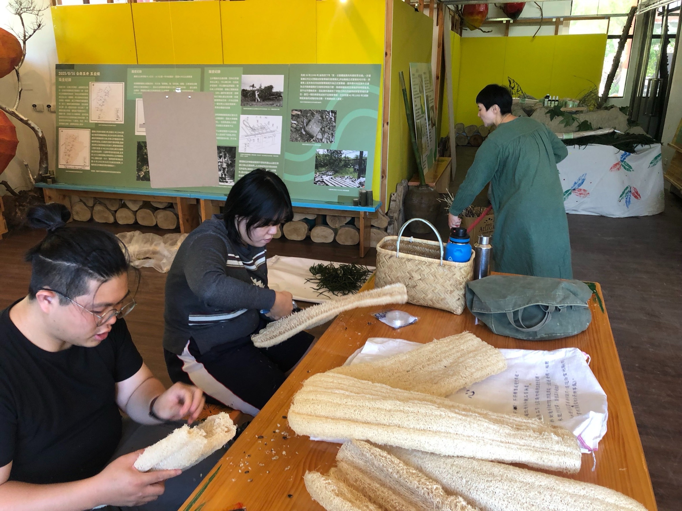 南市府推動青年地方創生　「把老絲賣掉！」展覽12/20登場