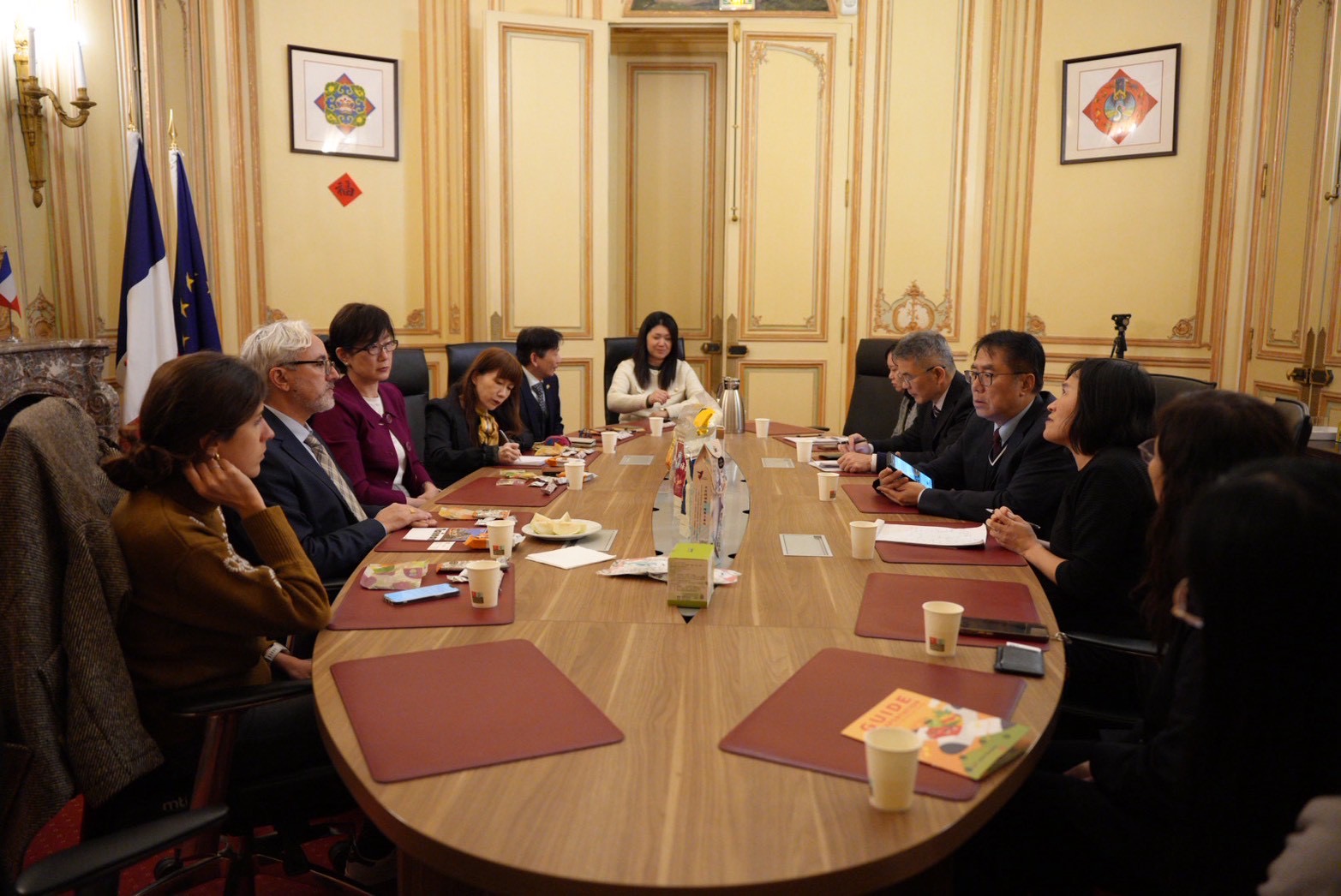 黃偉哲訪法國會晤國會議員 對話歐洲政經最前線