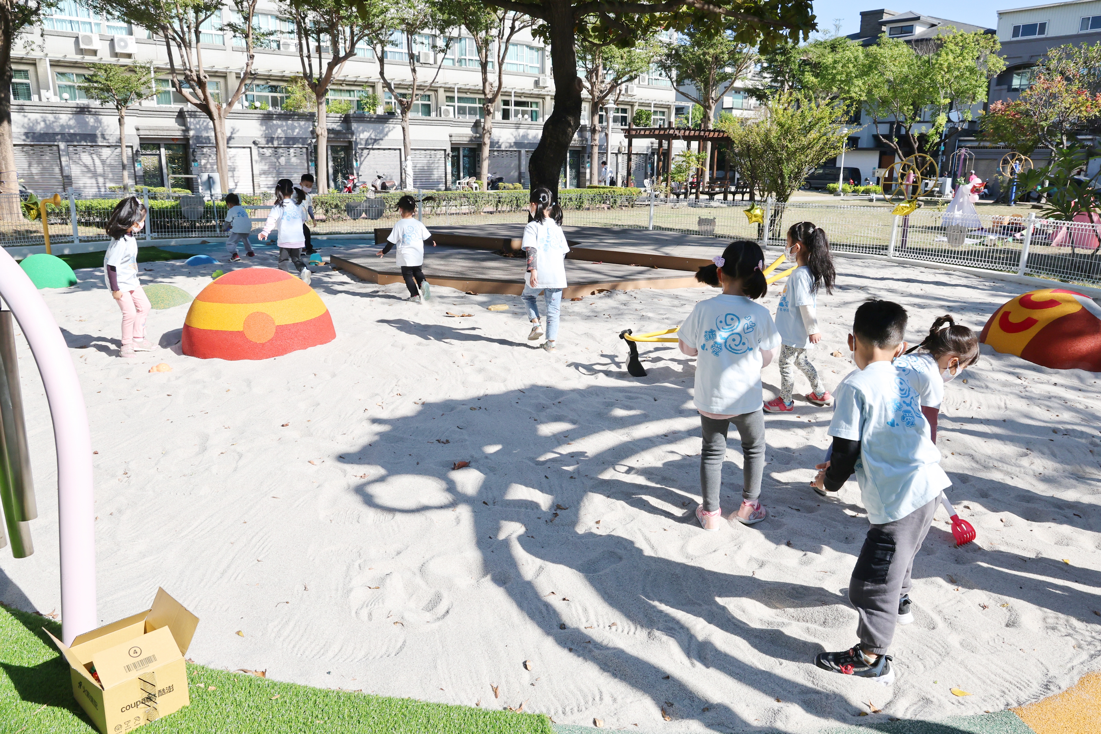 南市北區再添兩座特色遊戲場 黃偉哲：朝向北區就是孩子的遊戲場目標邁進