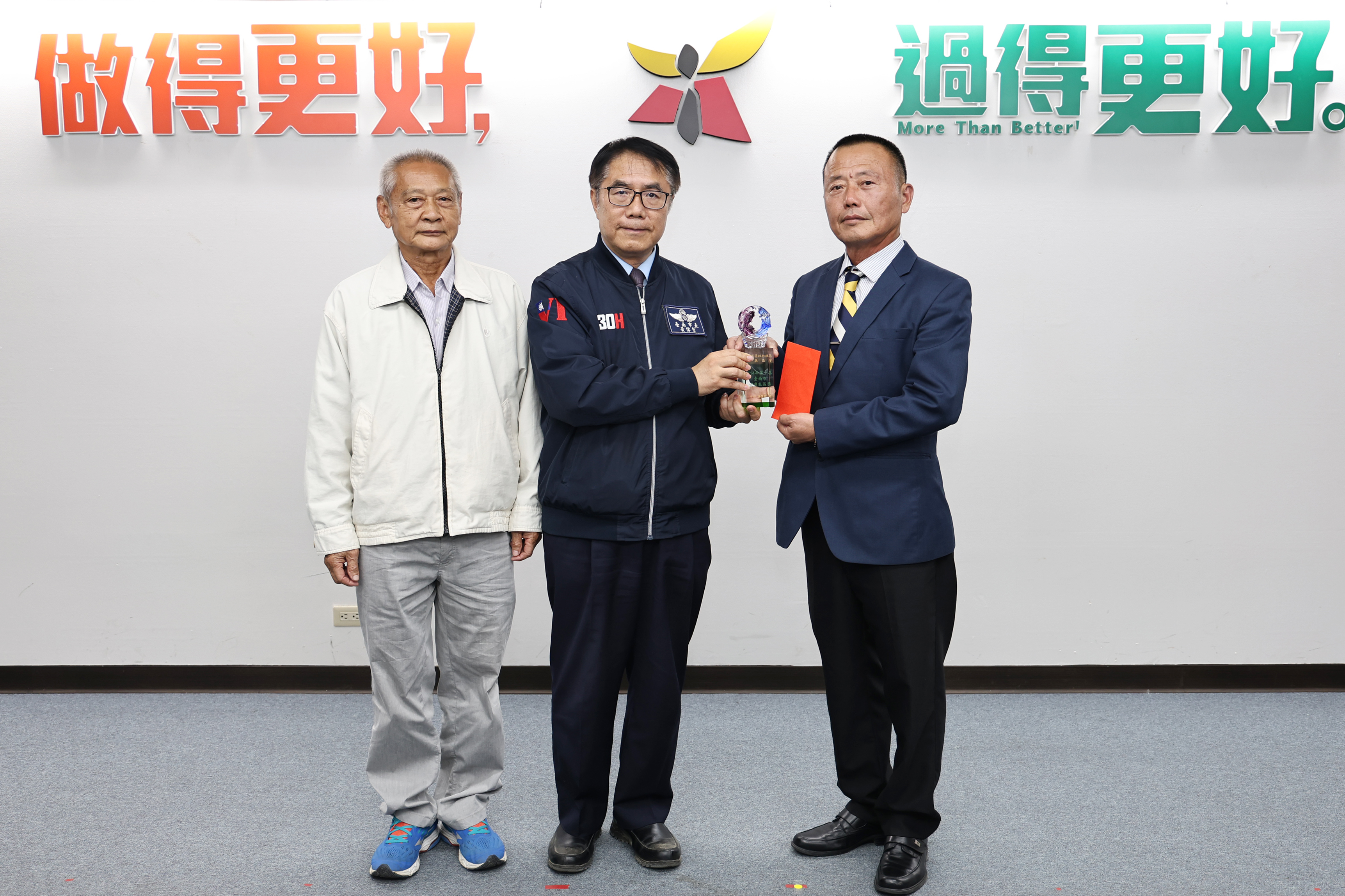 健康城市從社區扎根　黃偉哲肯定5處社區獲健康社區獎