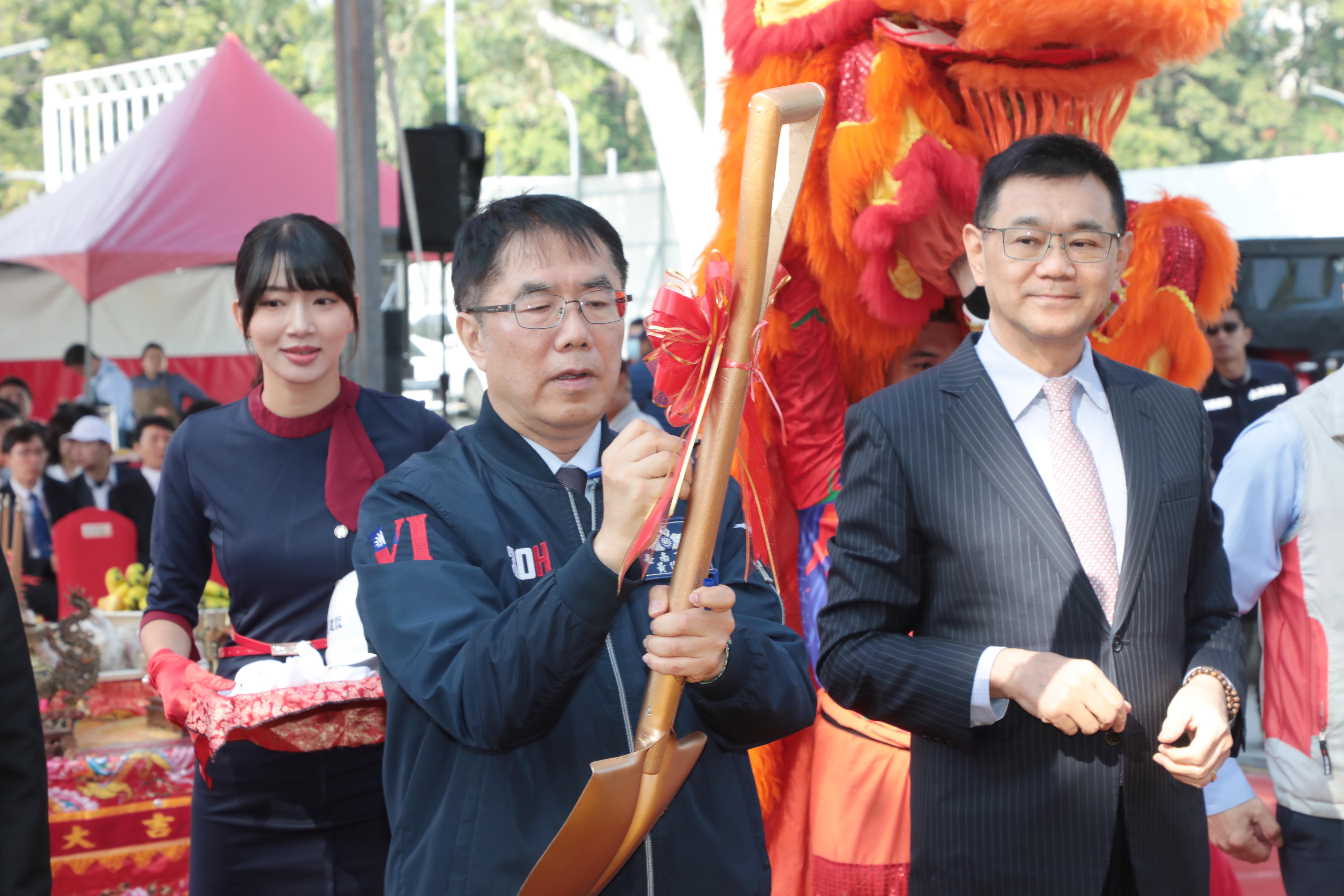 「宜居後甲」社宅動土同步捐贈消防車 黃偉哲：居住正義與公共安全並進