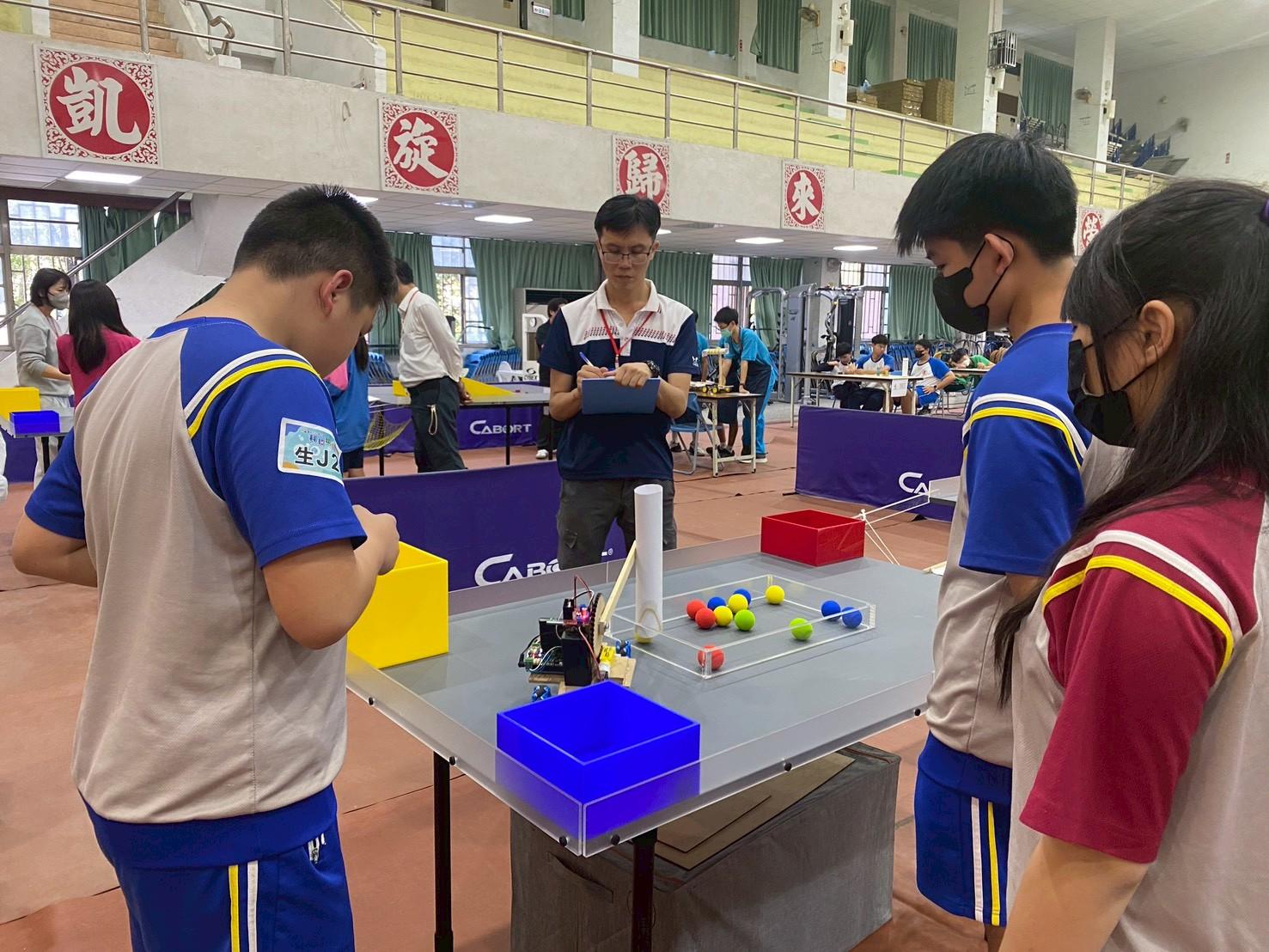 從生活問題出發　培養學生問題解決力 臺南科技教育創意實作競賽近200名學生參與