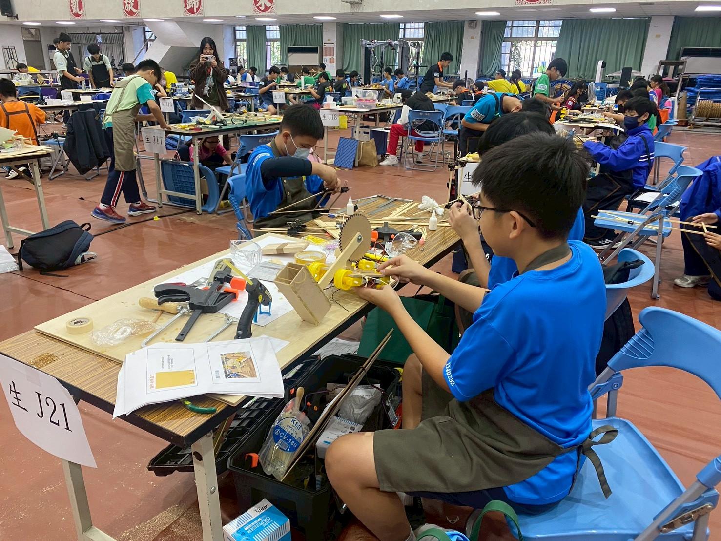 從生活問題出發　培養學生問題解決力 臺南科技教育創意實作競賽近200名學生參與