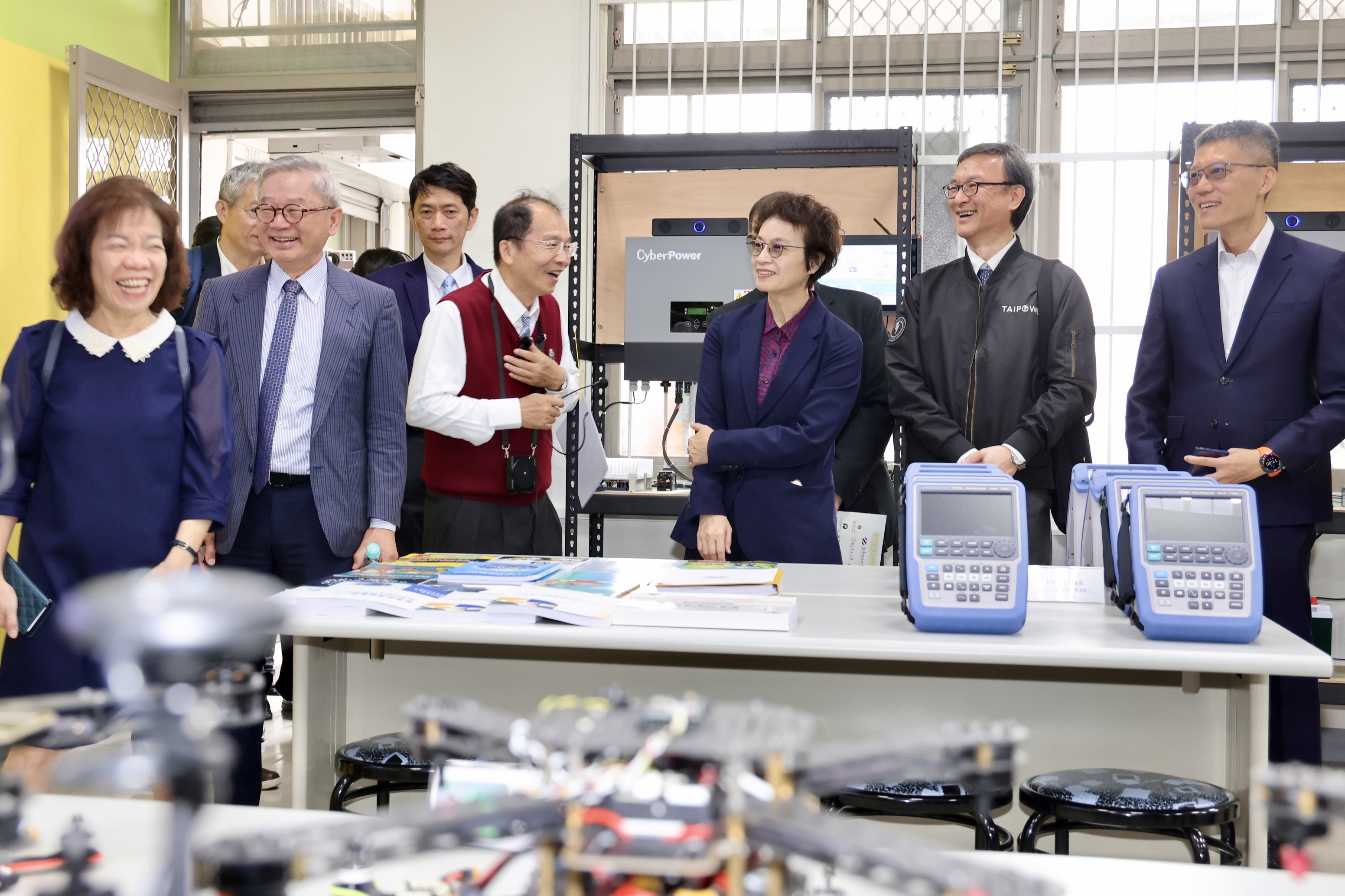 南台科大智慧微電網人才培育基地正式啟用  黃偉哲：盼凝聚更多跨域力量培育優秀專業人才
