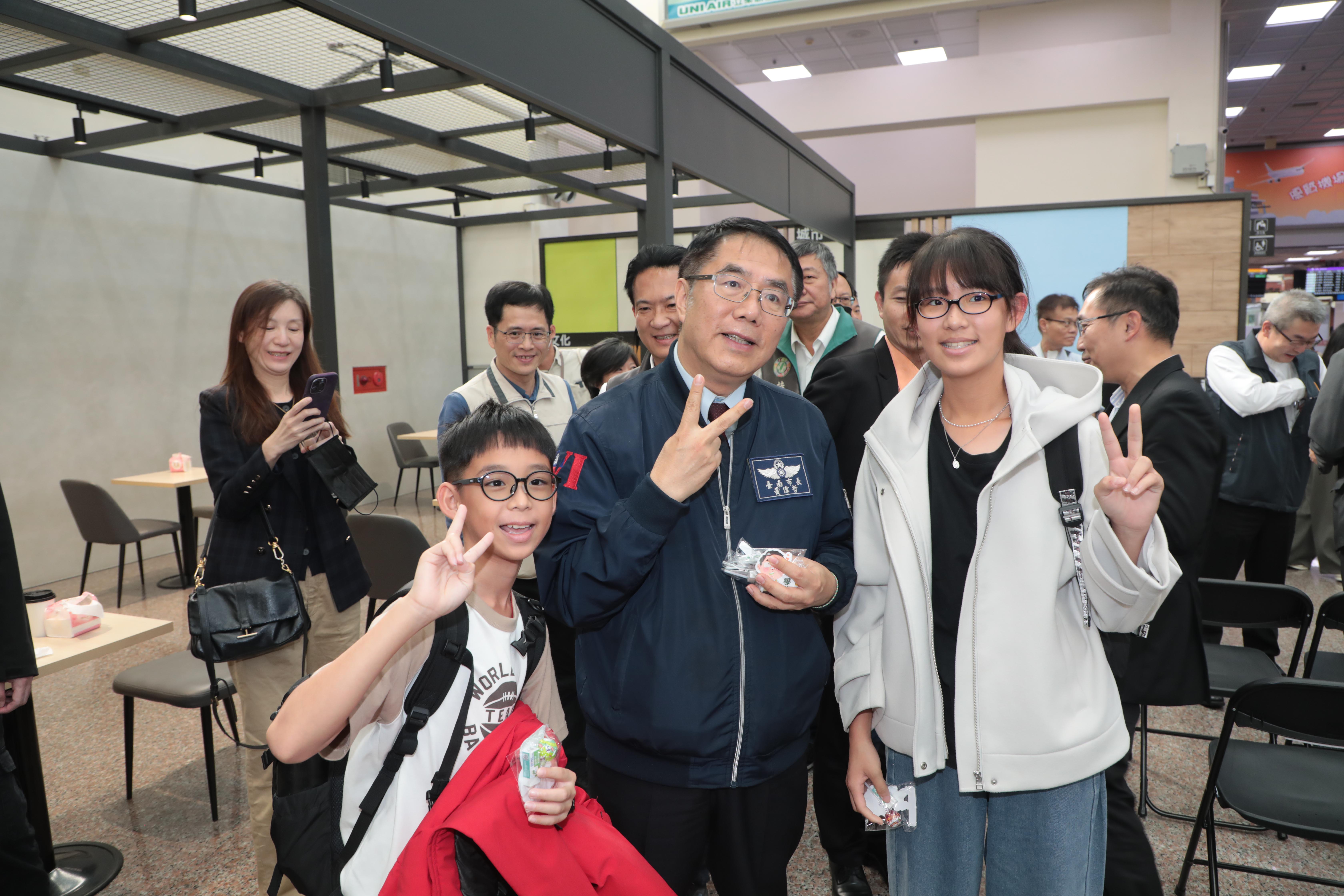 台南與沖繩直航正式開啟 黃偉哲開心迎接首批沖繩來台旅客