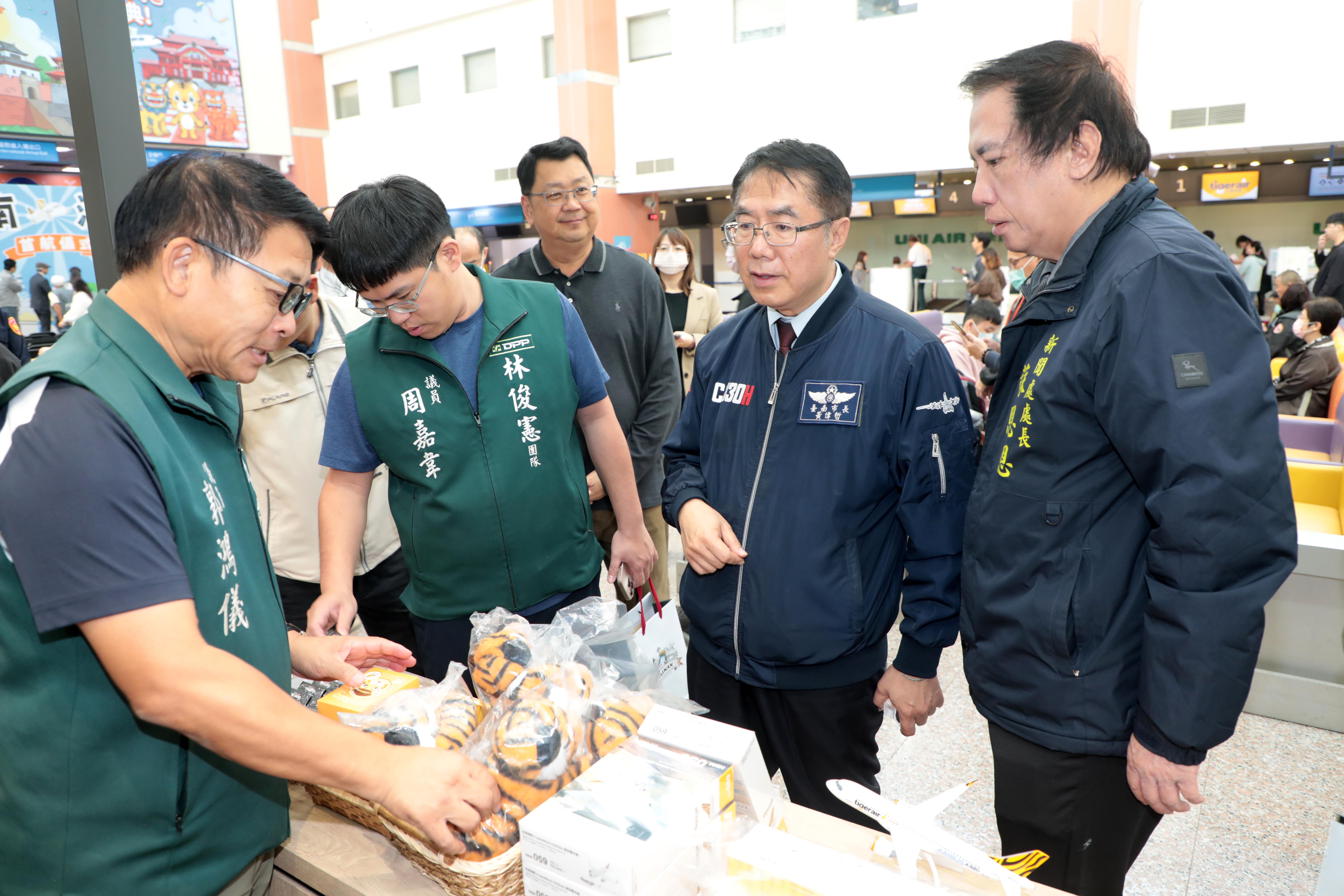 台南與沖繩直航正式開啟 黃偉哲開心迎接首批沖繩來台旅客