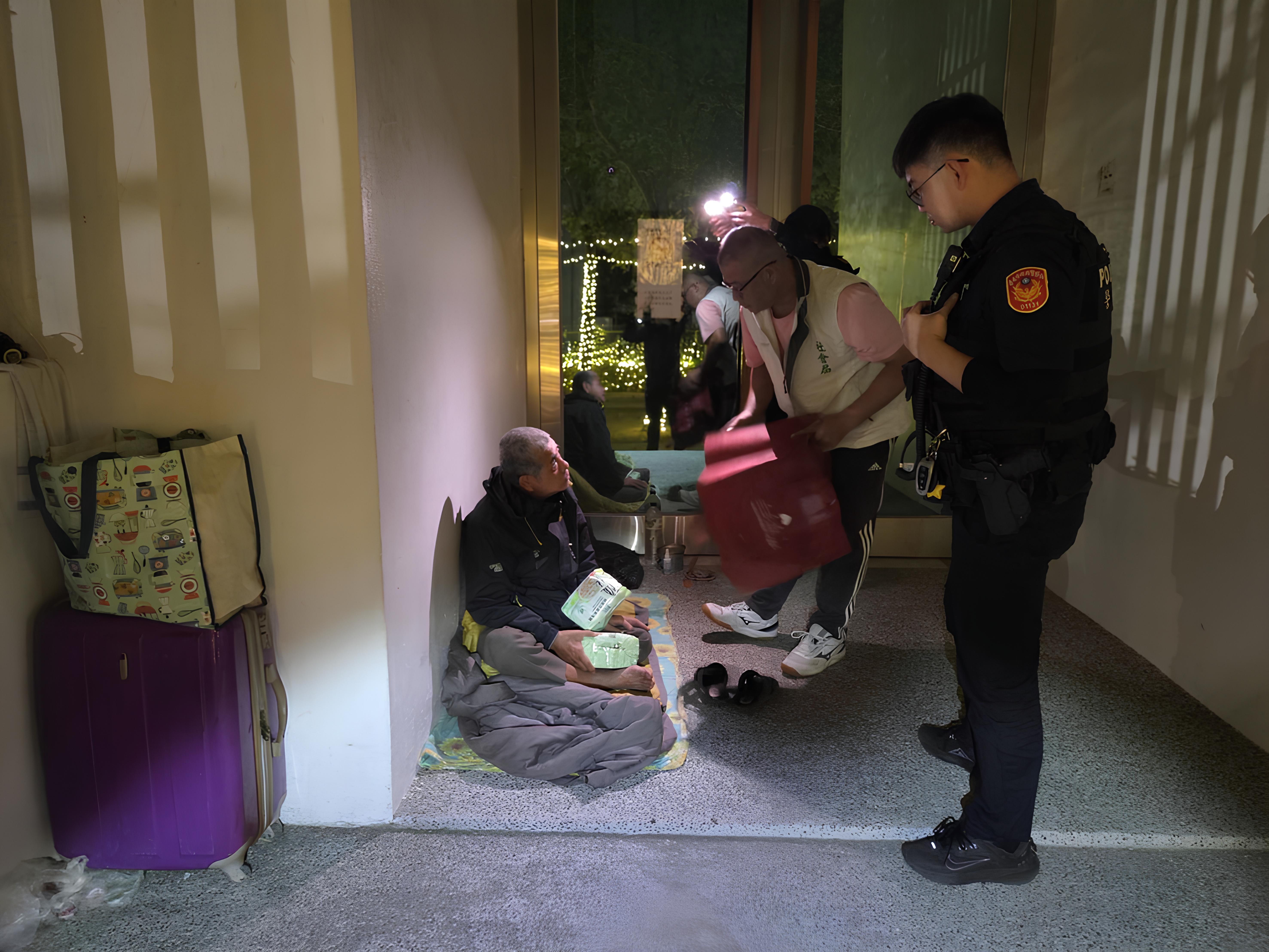 黃偉哲關心街友人身安全  啟動街友大普查守護基本權益