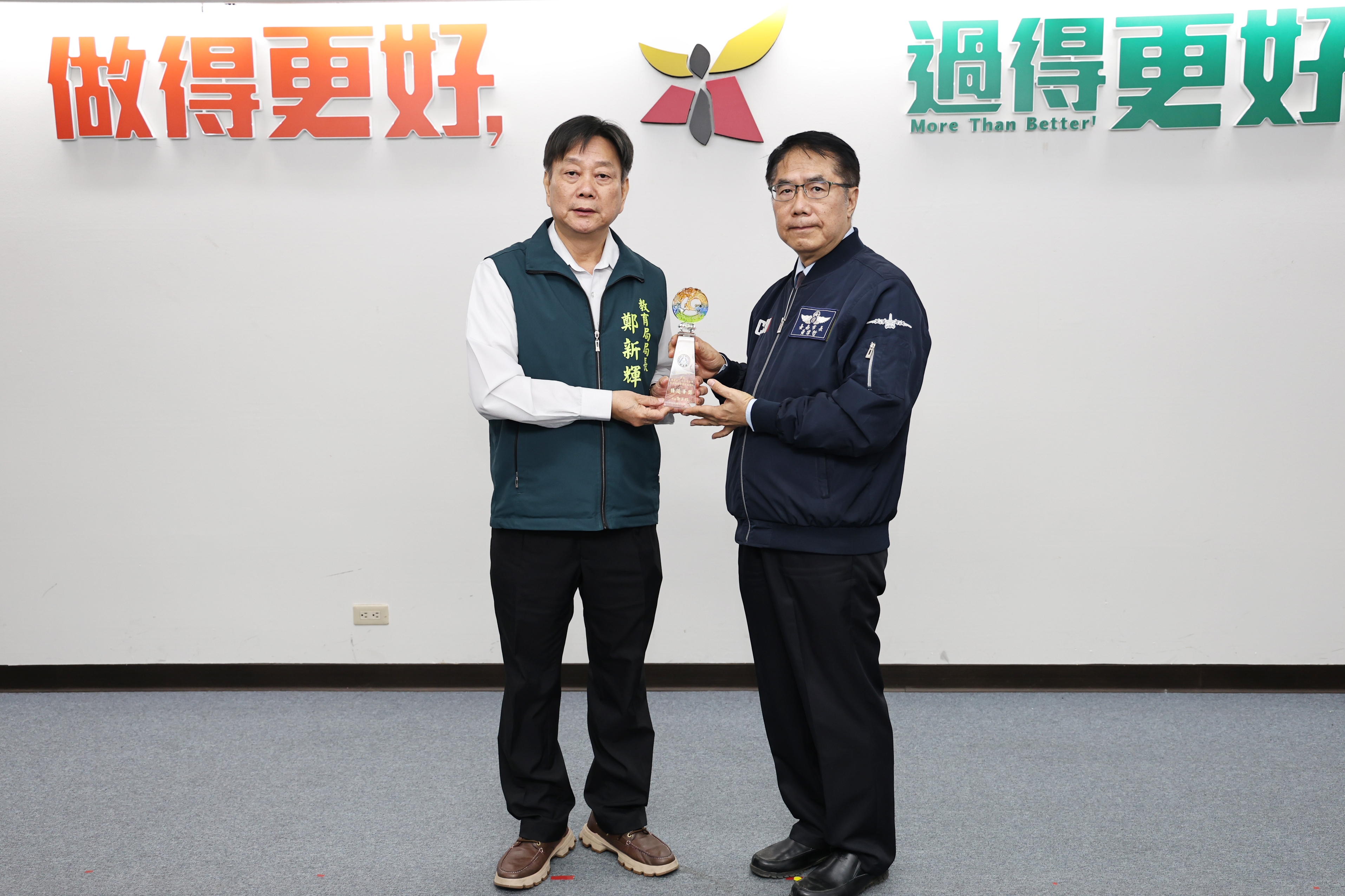 臺南市114年教育部訪評樂齡勇奪特優 市長黃偉哲肯定樂齡學習推動有成
