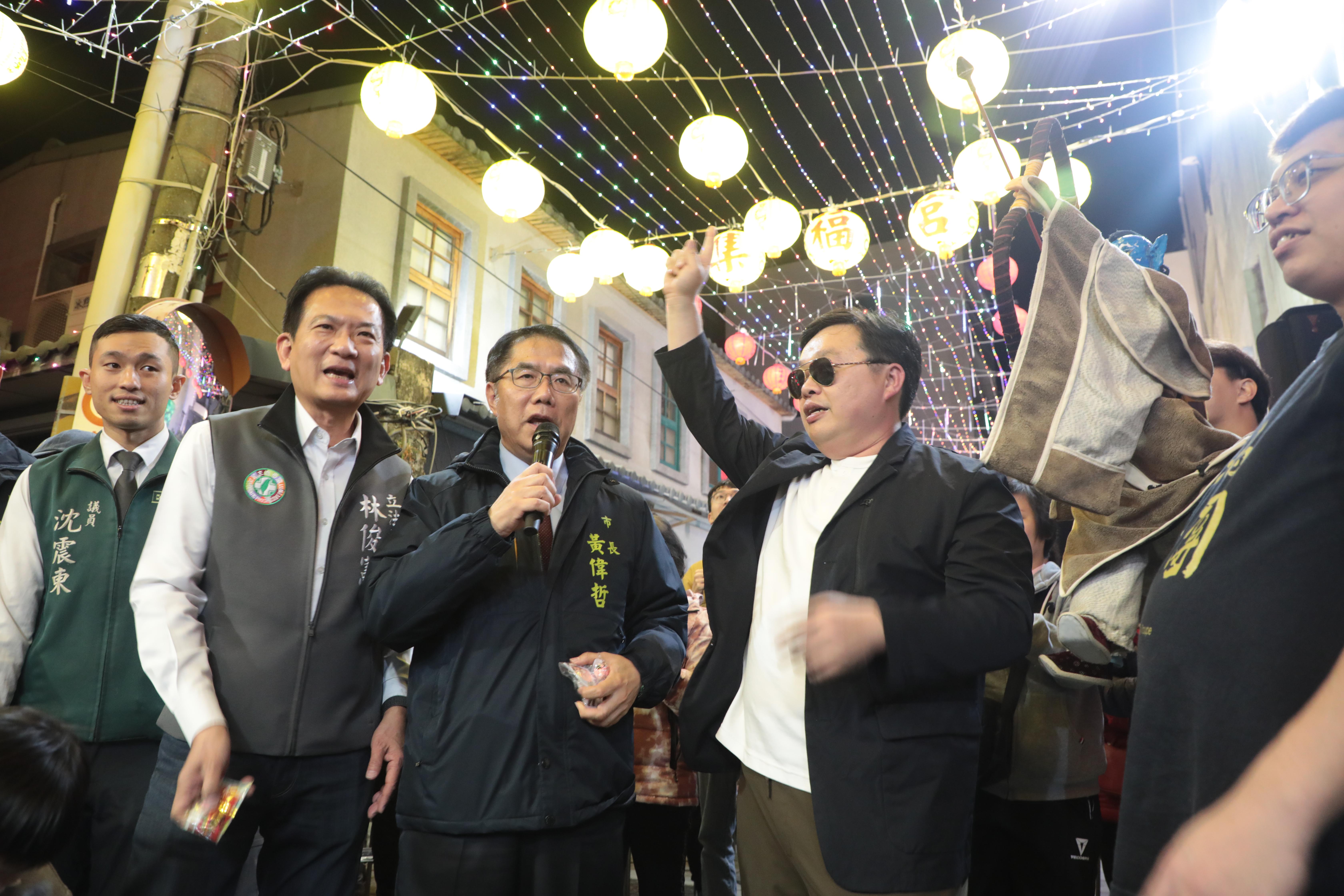 迎接2026   黃偉哲攜手近百間宗教場域敲鐘祈福