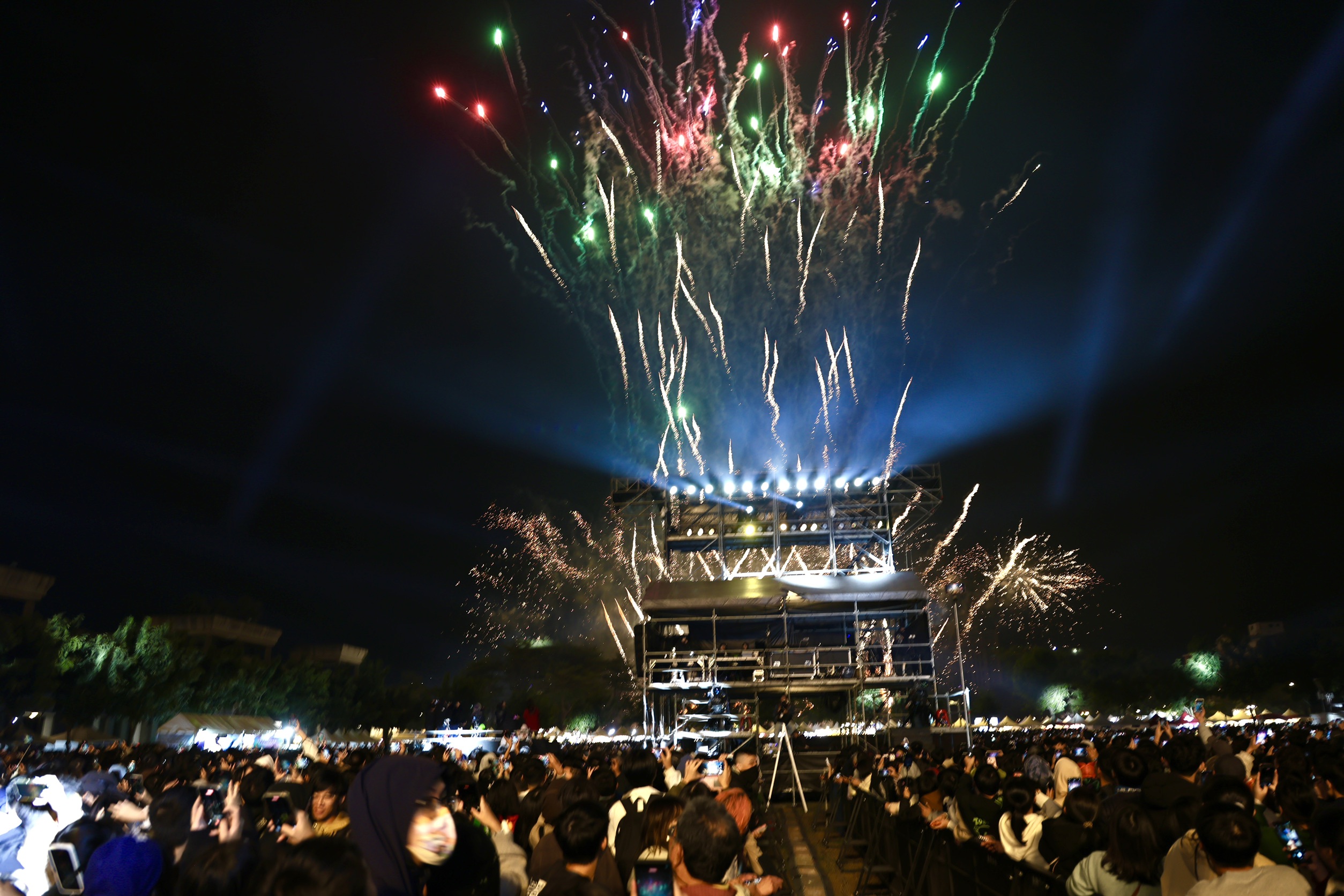 「2026台南好young」跨年晚會人數創新高　黃偉哲與30萬人共迎馬年