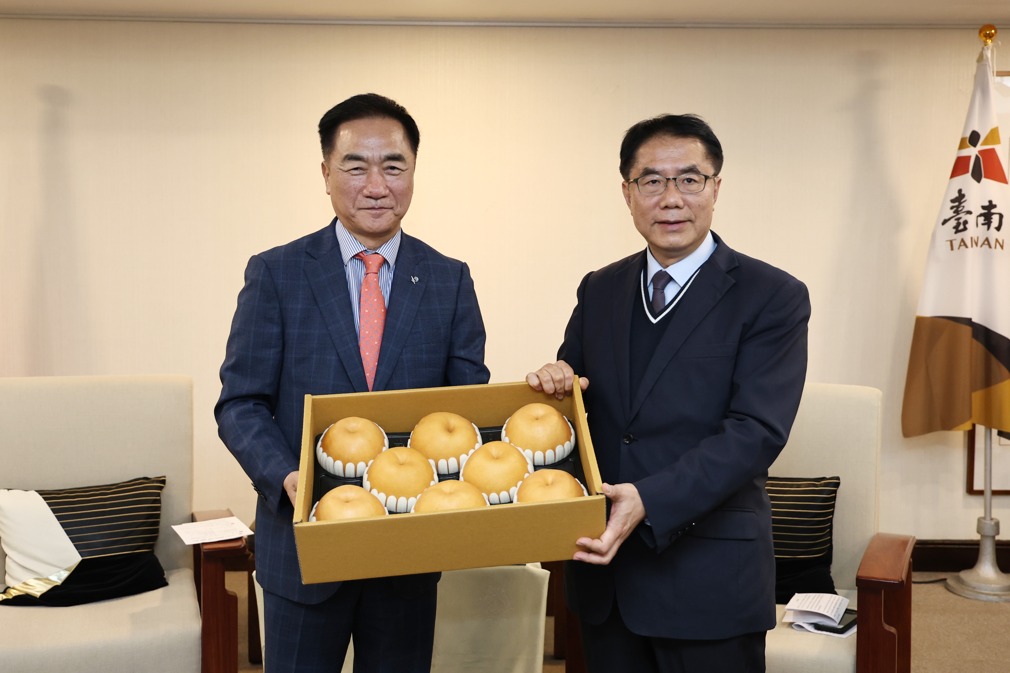 台南攜手韓國平澤市深化農產合作　兩市簽署農特產品交流備忘錄