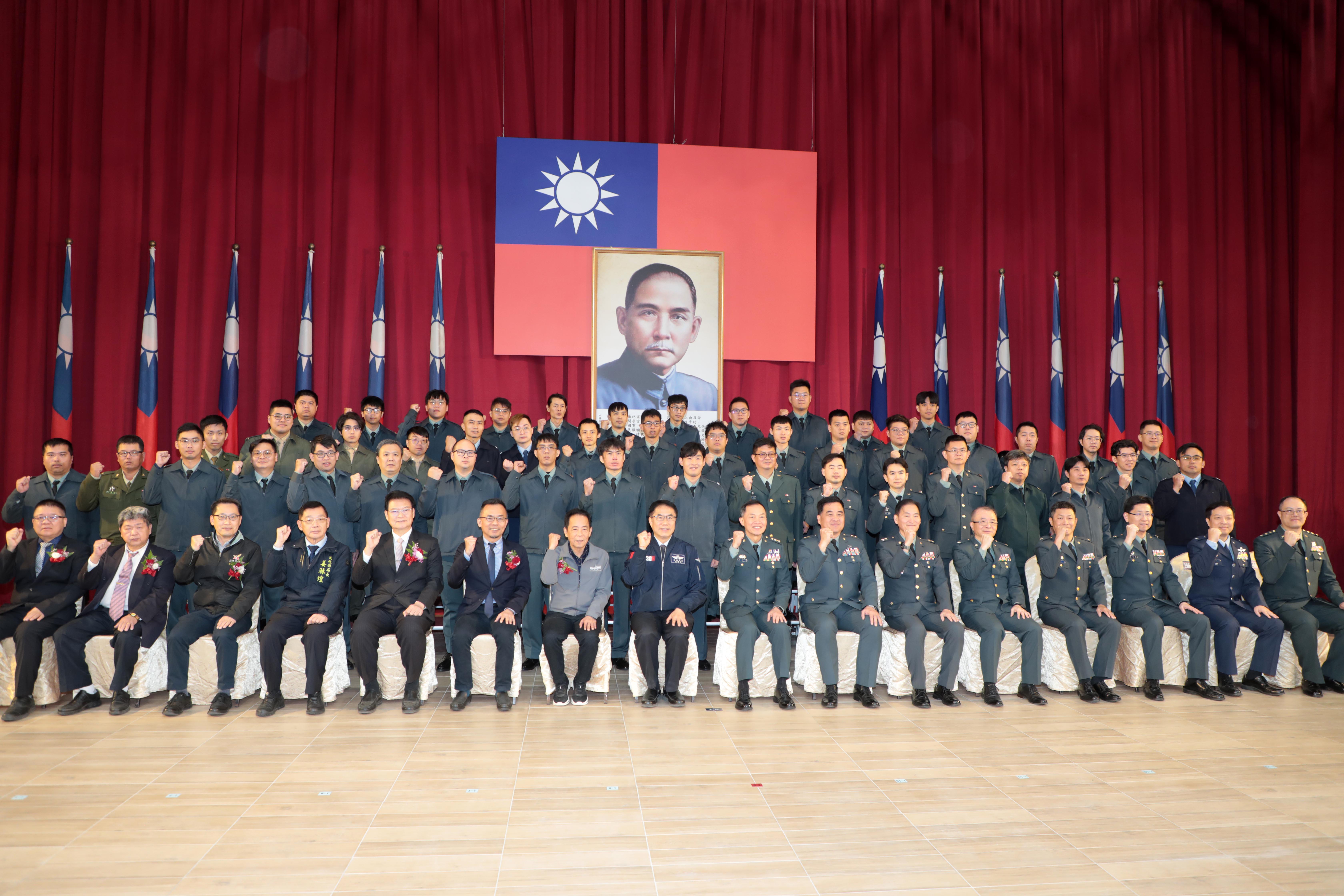 115年後備軍人晉任暨幹部表揚典禮    黃偉哲：助益全方位國家安全及社會韌性