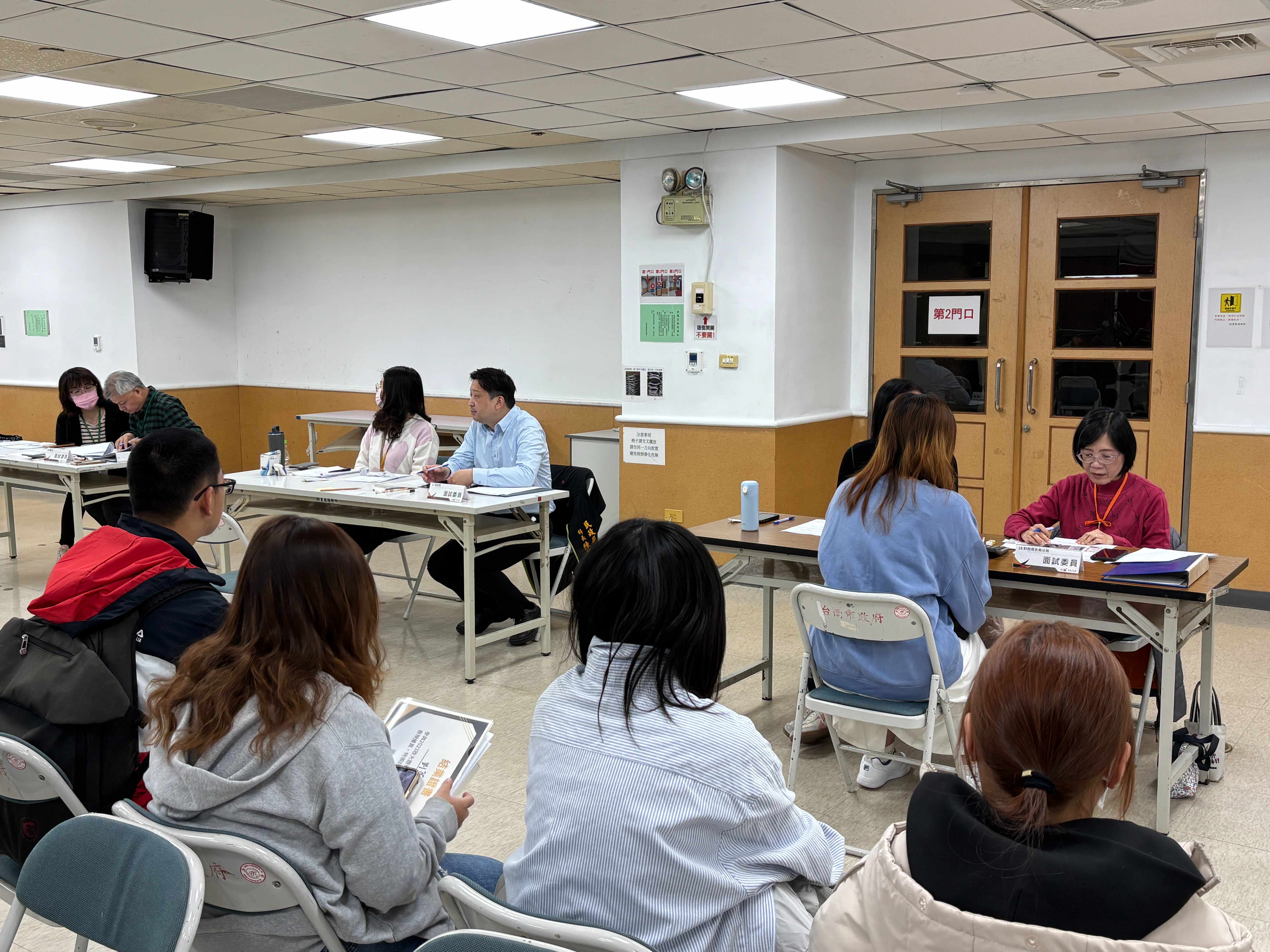 黃偉哲推史上最長寒假工讀計畫 27職缺吸引近150人面試