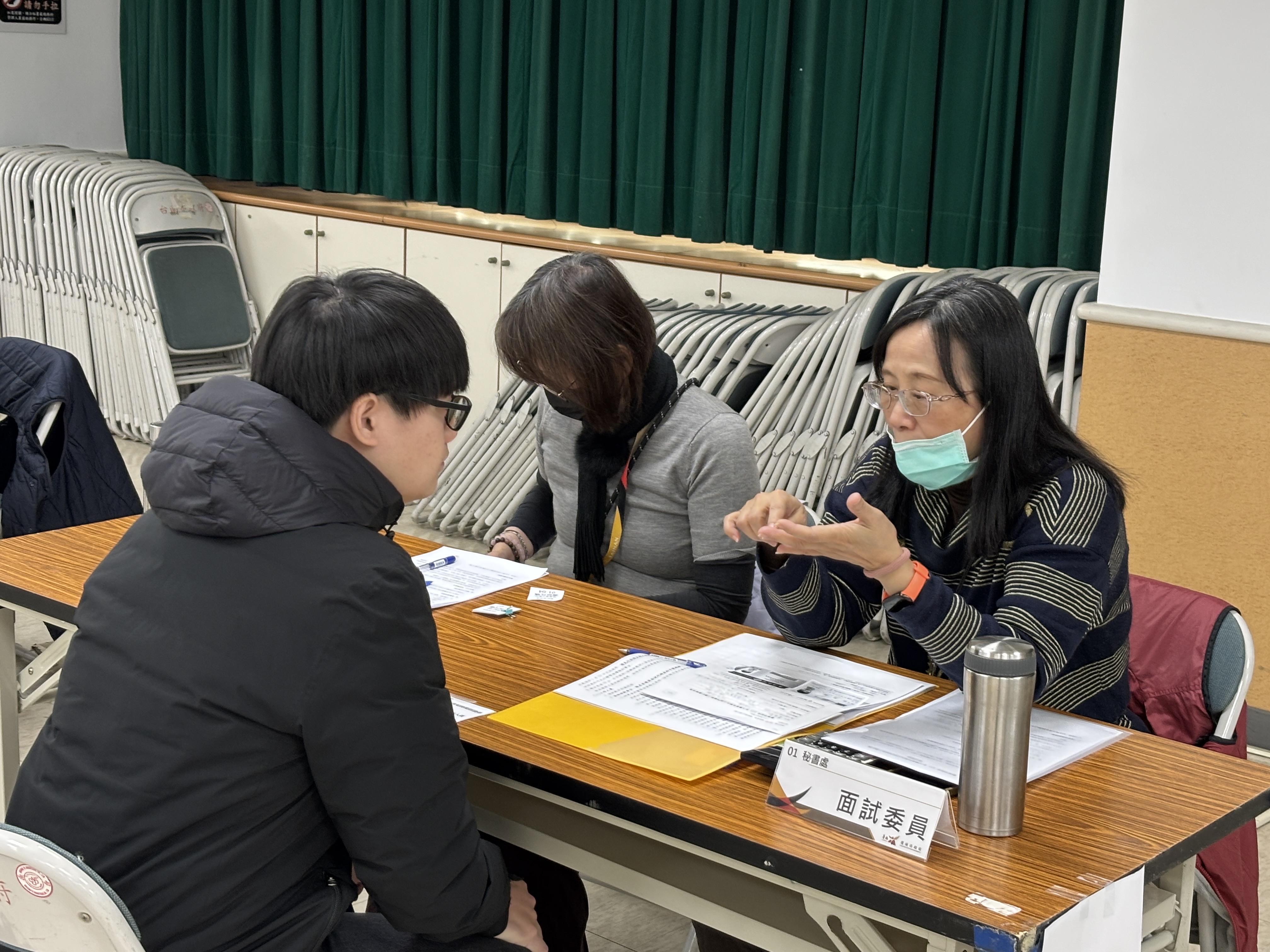 黃偉哲推史上最長寒假工讀計畫 27職缺吸引近150人面試