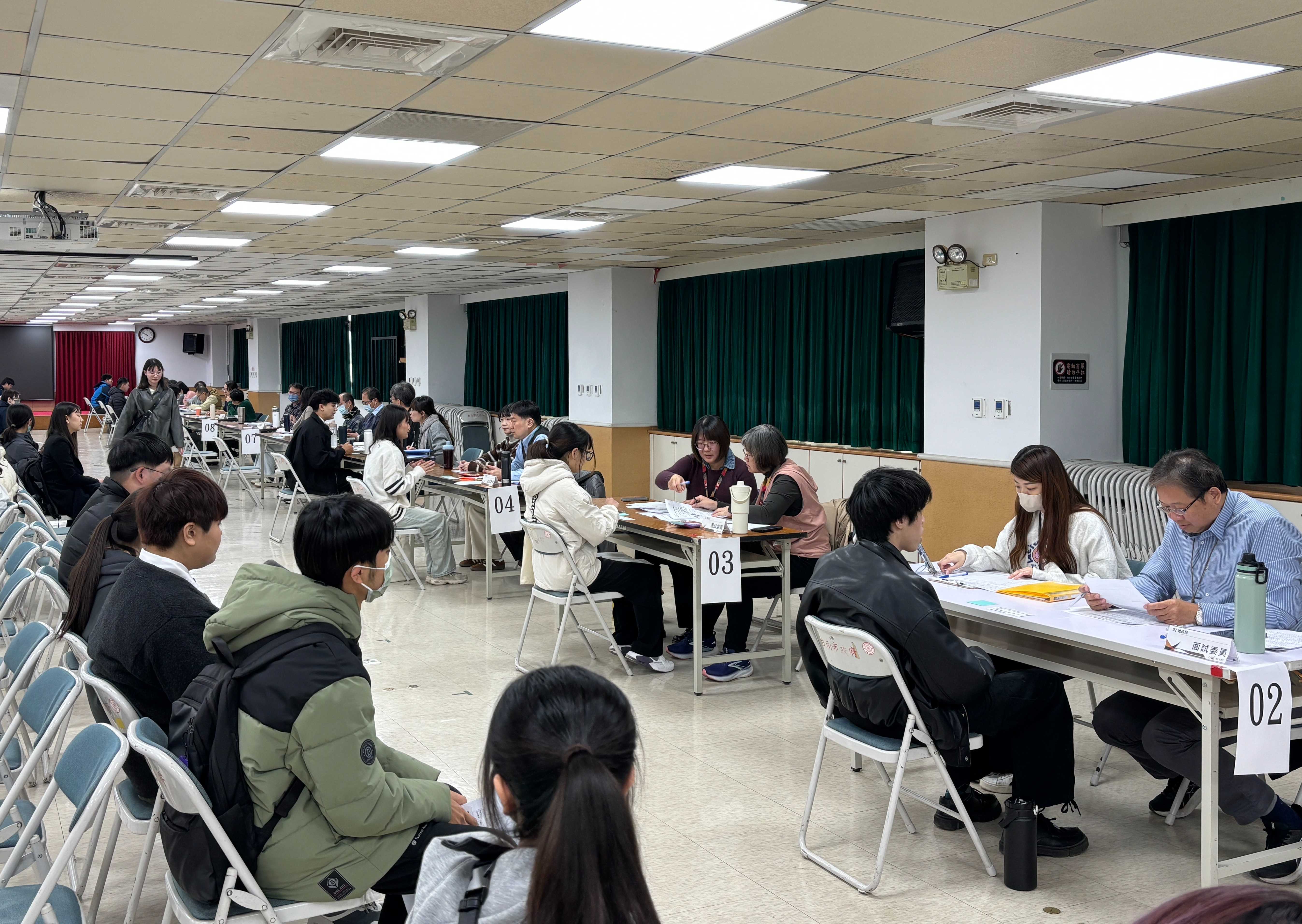 台南市長黃偉哲推「史上最長寒假工讀」，27職缺吸引150人爭奪！