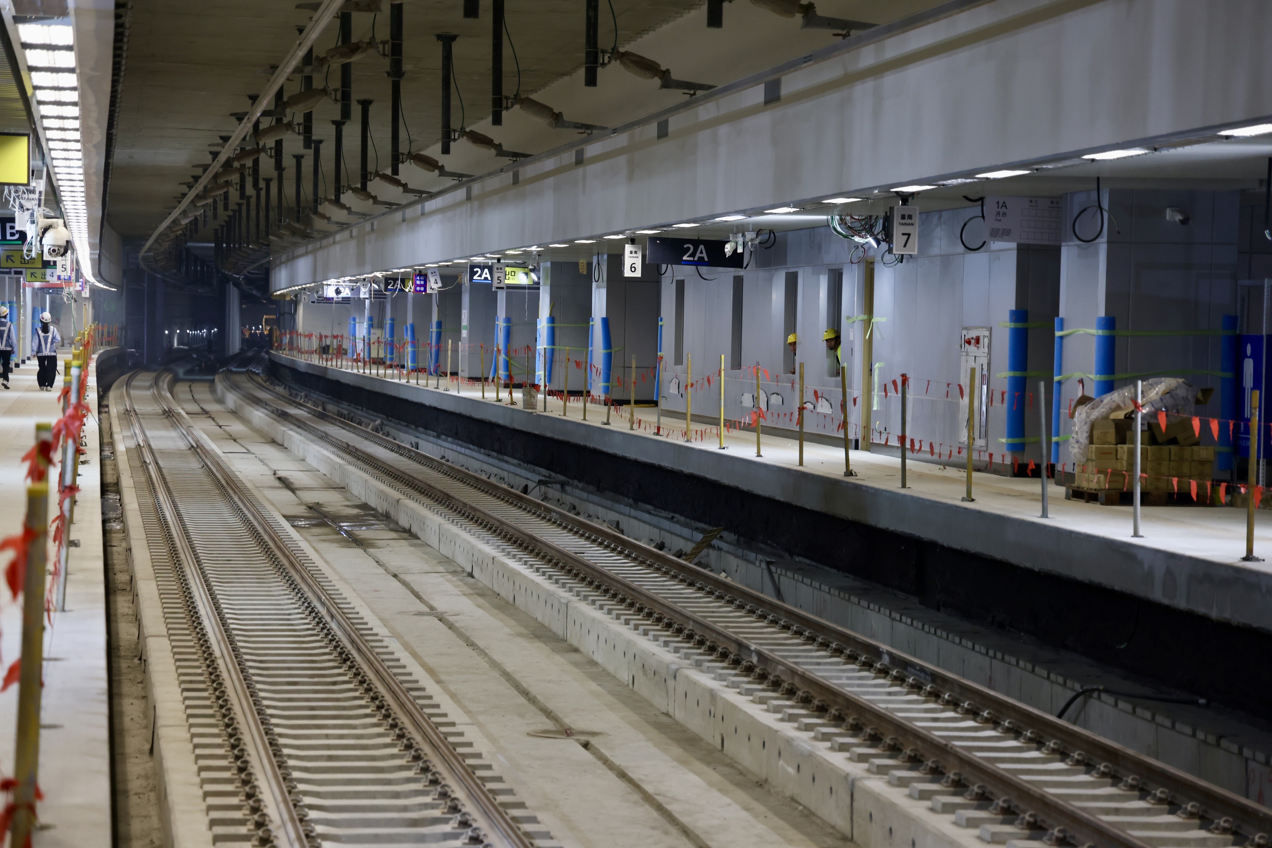 台南鐵路地下化全線軌道完成接合　今年底邁向第一階段通車目標