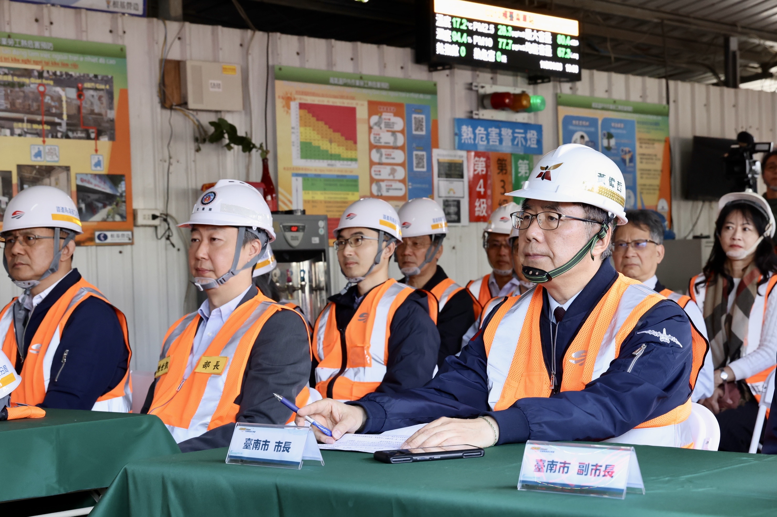 台南鐵路地下化全線軌道完成接合　今年底邁向第一階段通車目標