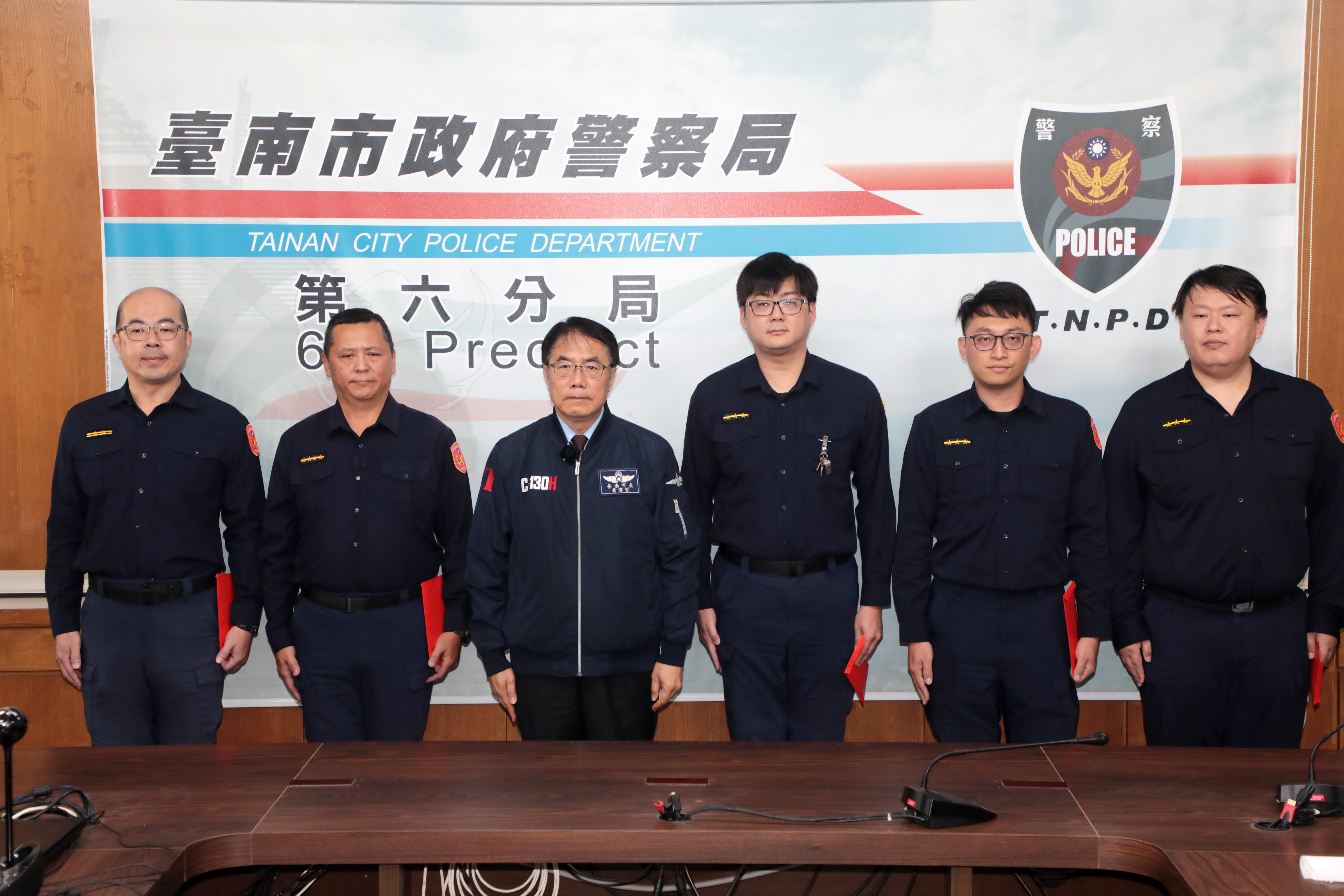 隨機傷人案南區金華所警員即時衝出制止  黃偉哲感謝英勇保護市民守護社會安全