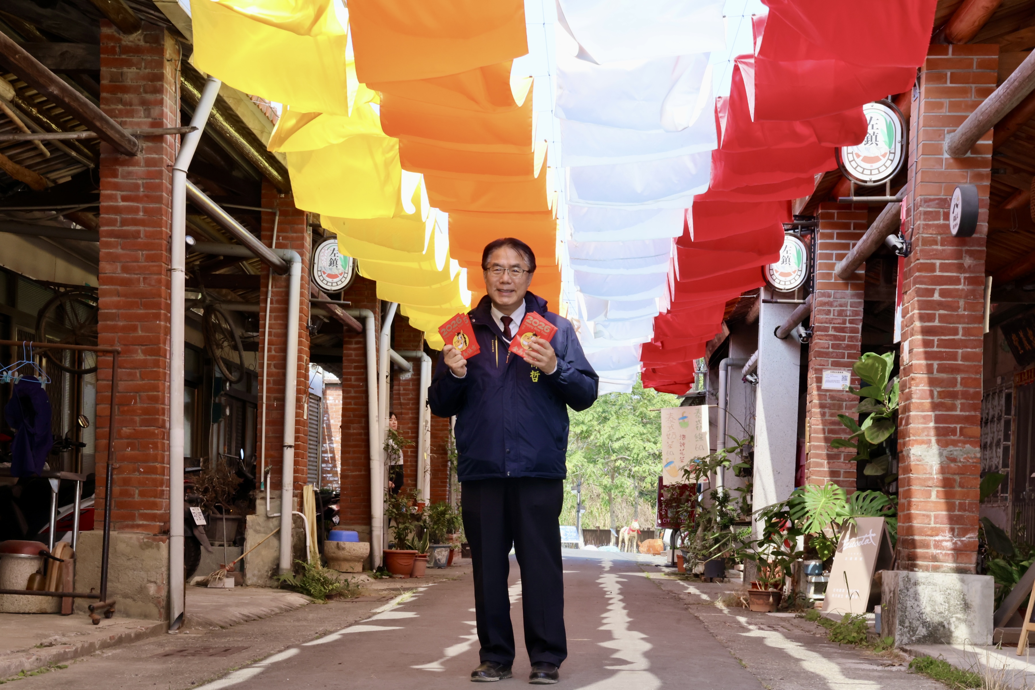 跨世代共創「淺山DNA」！左鎮燈會竹藝驚豔登場 黃偉哲讚：低成本創大效益