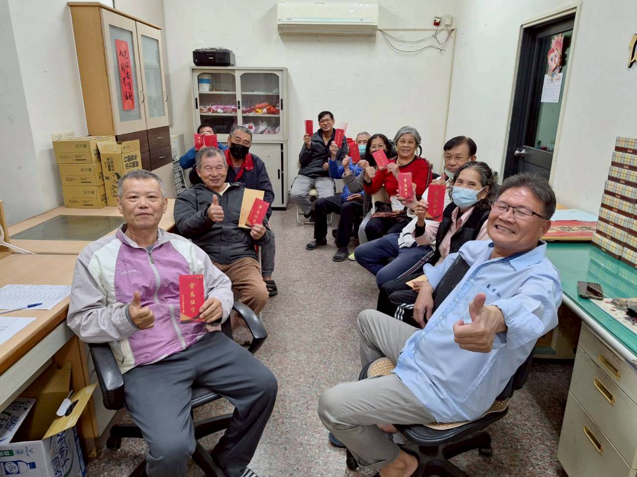 慰勞第一線辛勞  黃偉哲加碼鄰長工作慰勞金至9,000元