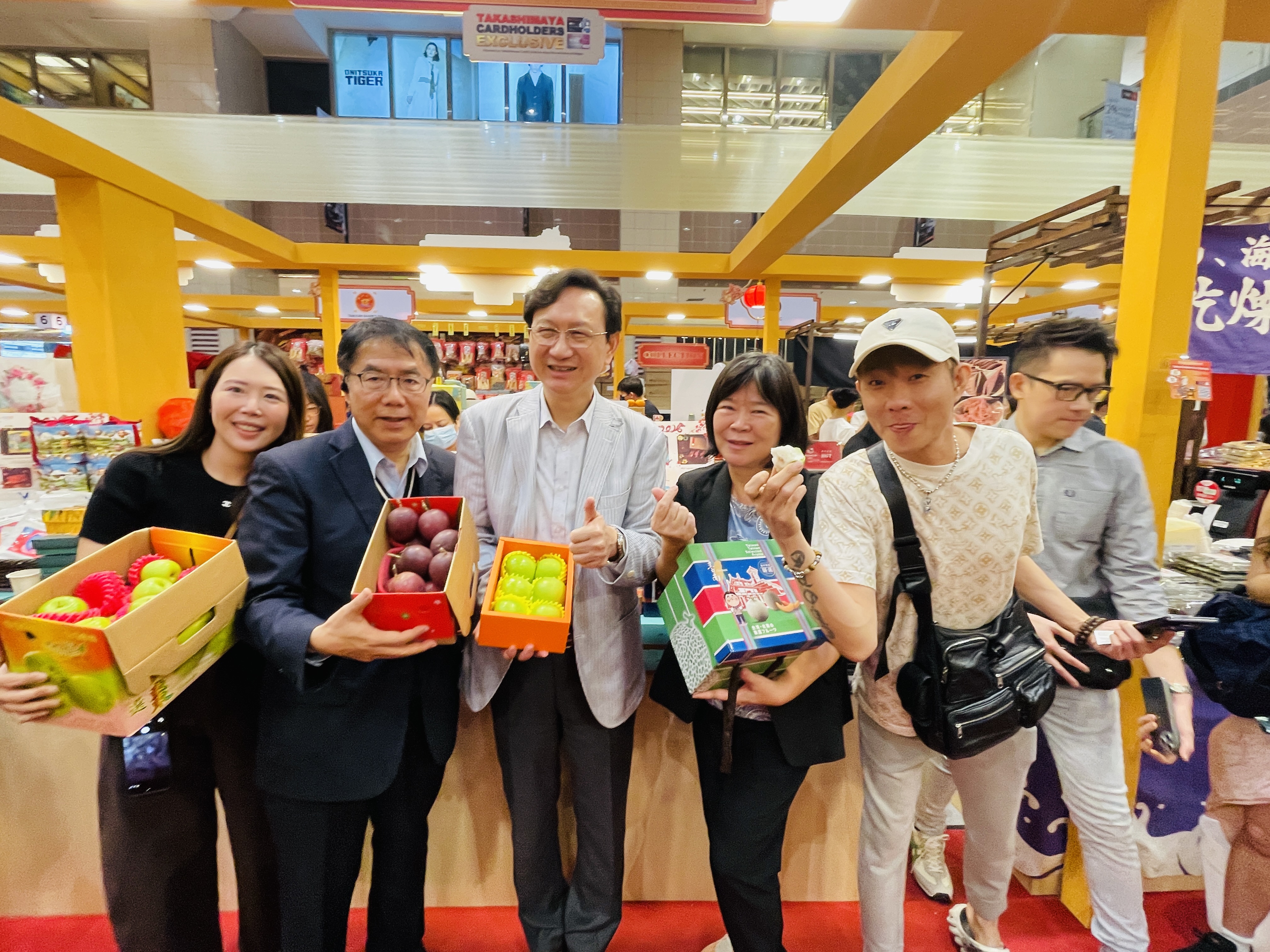 新加坡暴賣！台南蜜棗熱銷一空，駐星大使稱讚「供不應求」